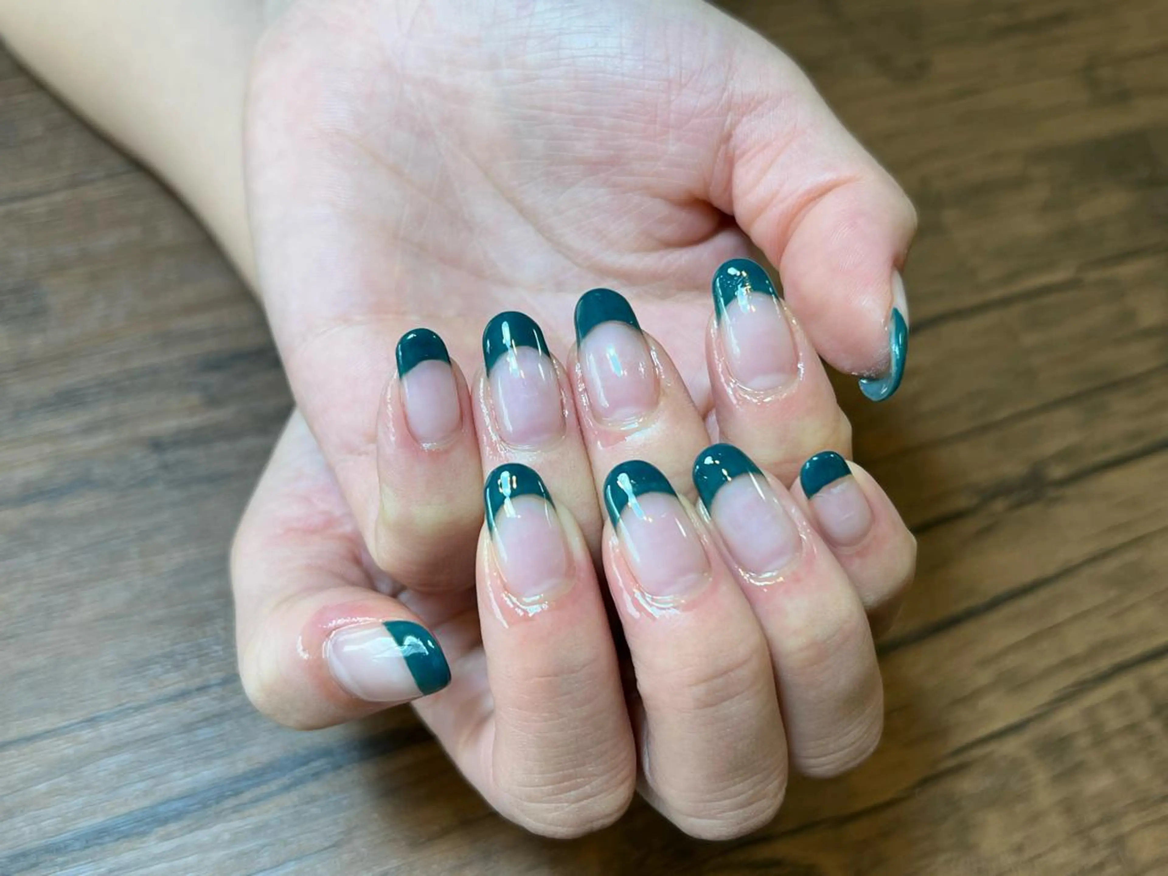 ネイル クリアネイル フレンチネイル オフのみ(ネイル) HENRIETTA NAILSALONのネイルデザイン