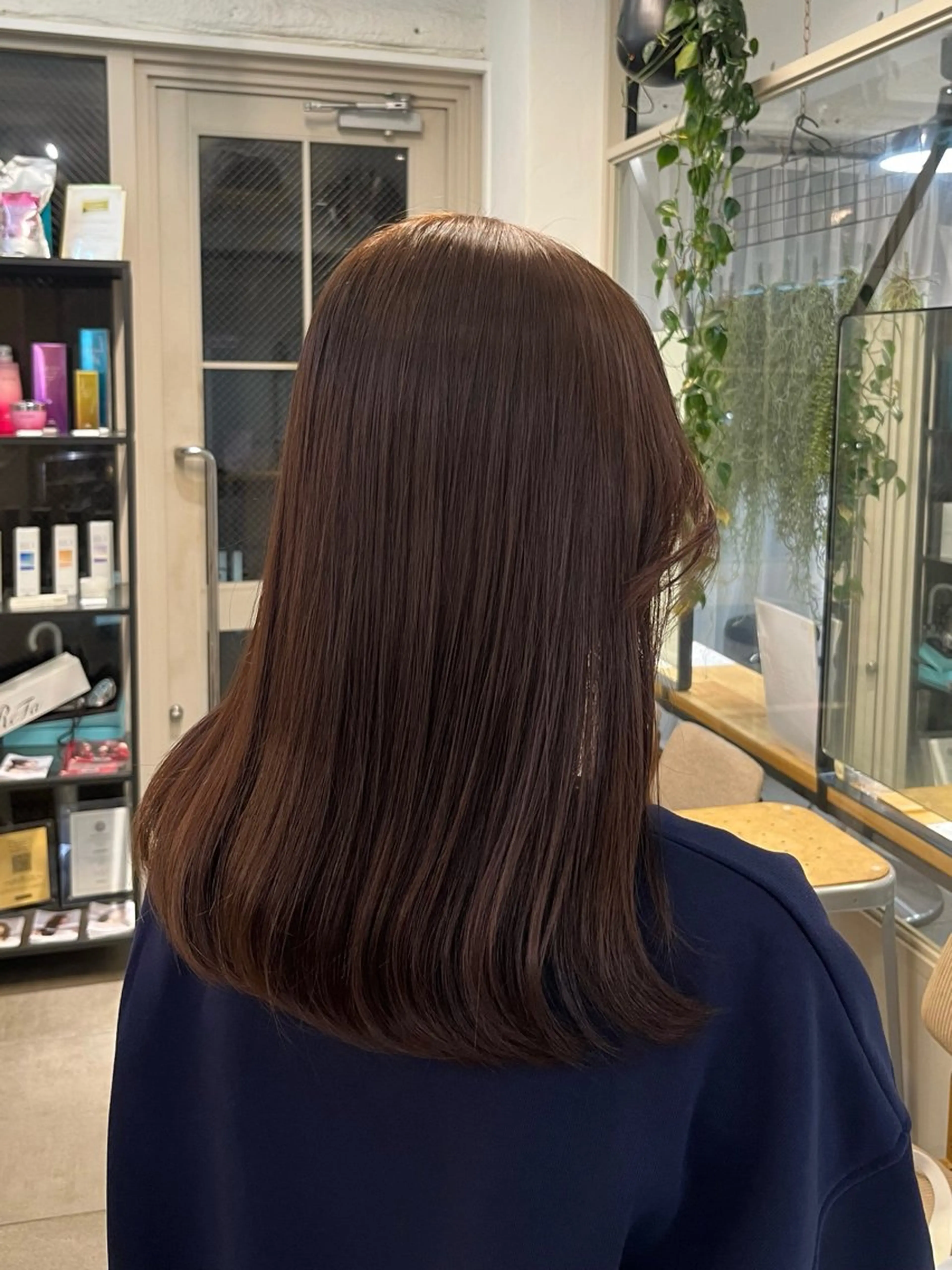 セミロング カラー ヘアカラー トリートメント lomalia ayuのヘアスタイル