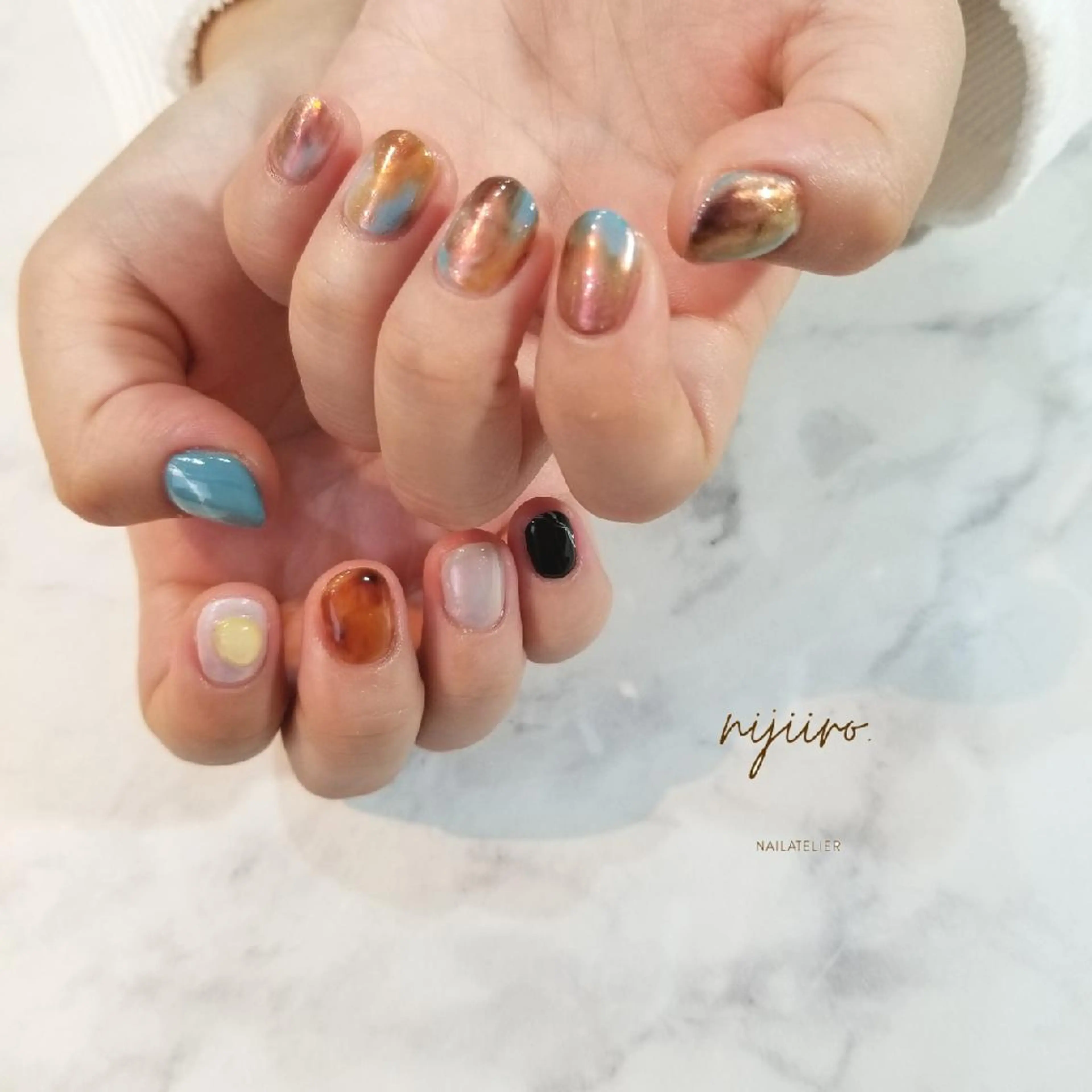 ネイル ニュアンスネイル ハンドネイル nailatelier nijiiro.所属・nijiiro🌈 サトウのネイルデザイン