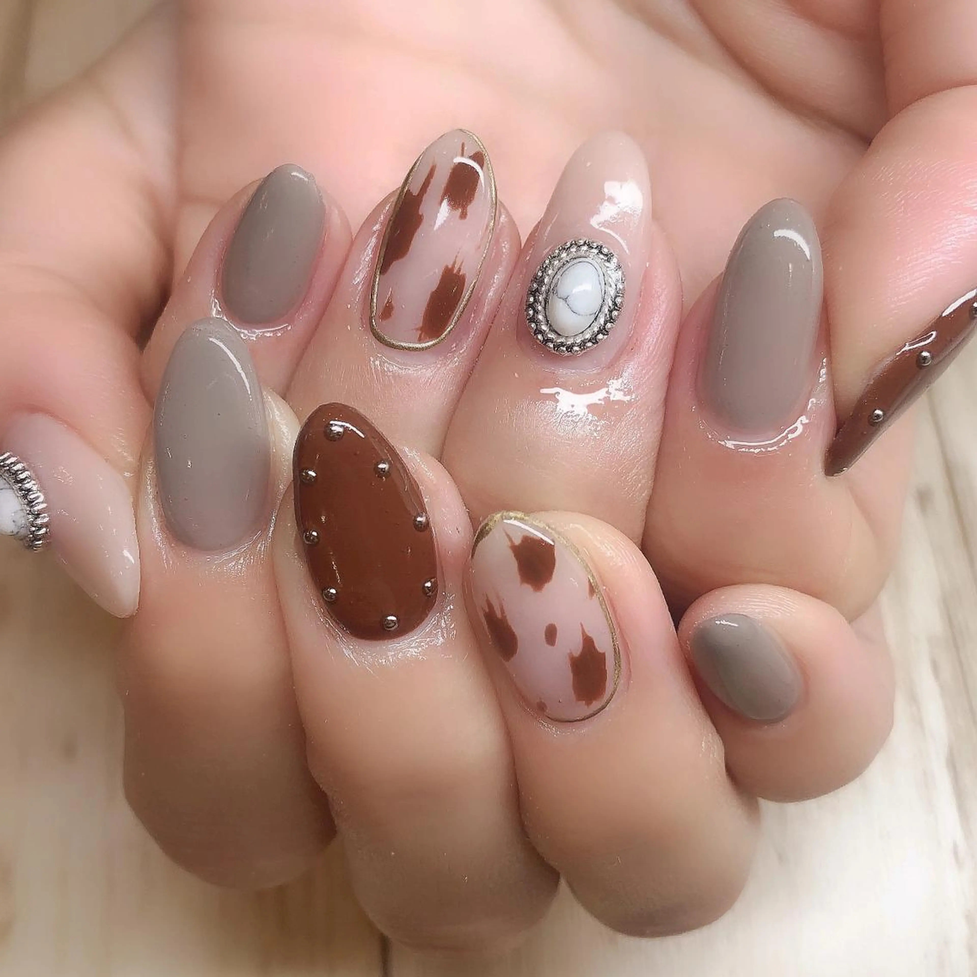 ネイル nailstudio ′ecole所属・nailstudio ′ecoleのネイルデザイン