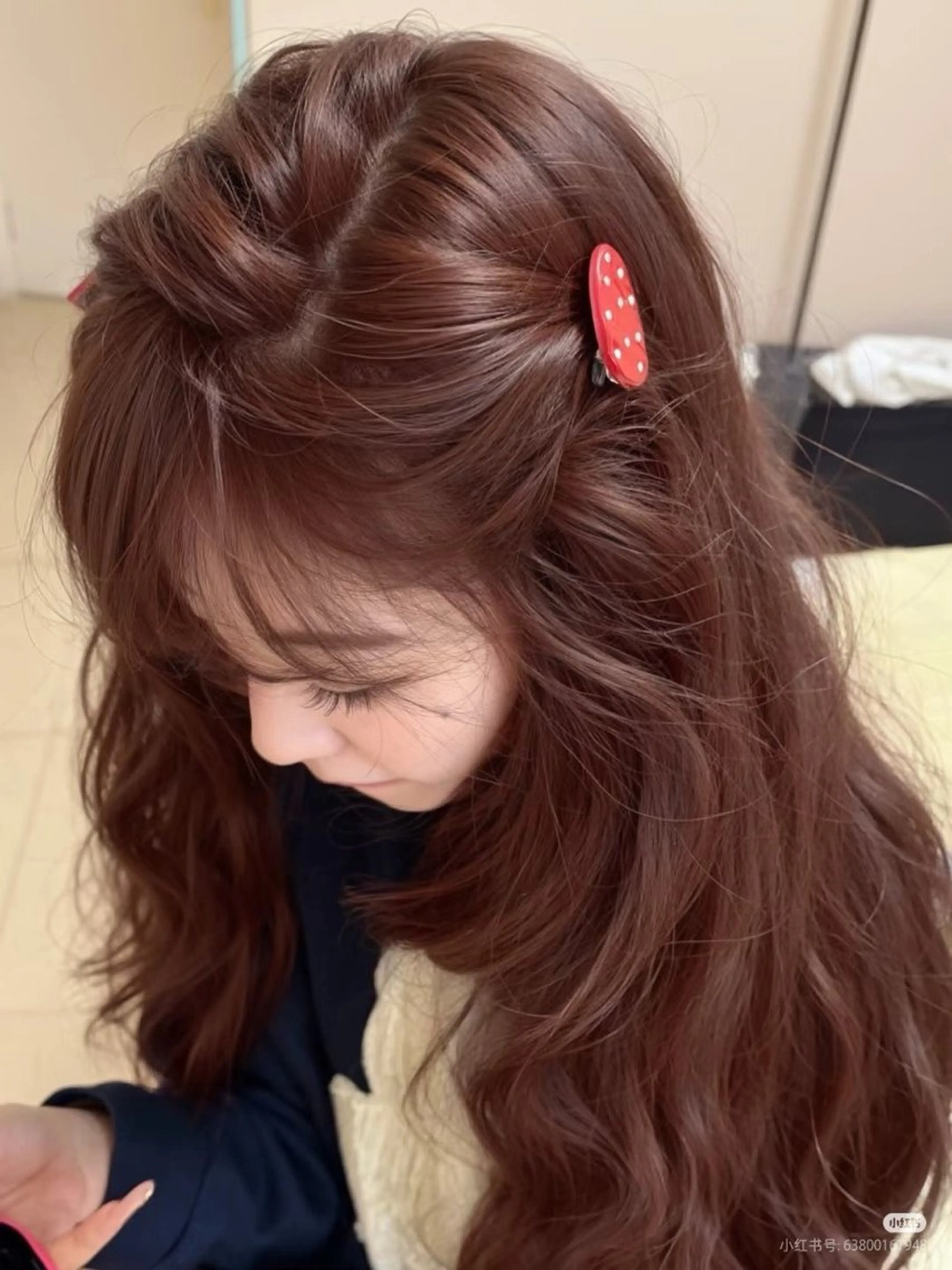 ロング カラー ブリーチ ダブルカラー ブリーチなしカラー ピンクカラー レッドカラー ハイトーン縮毛/暖色 なーな🎀🤍のヘアスタイル