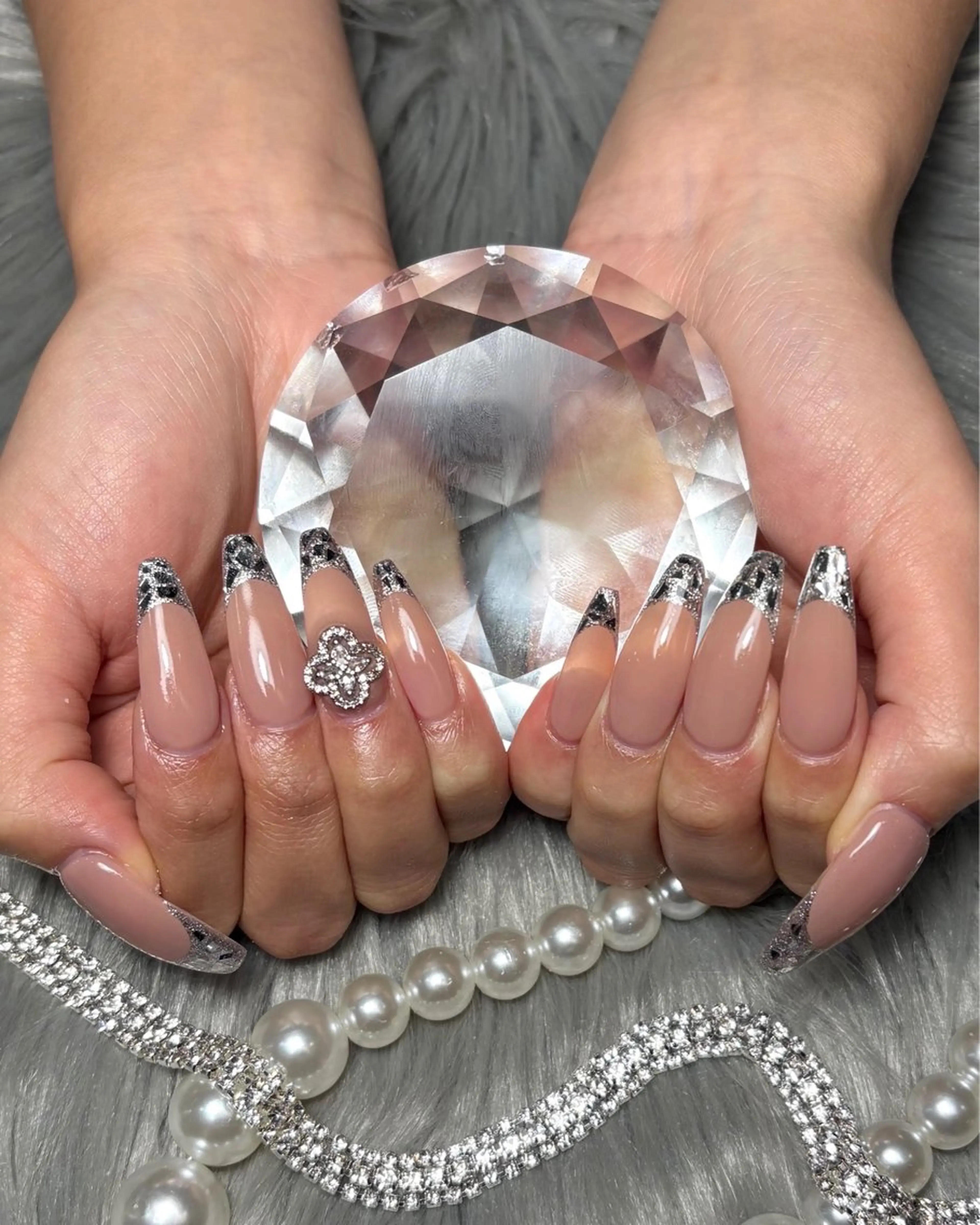 ネイル 長さ出し フレンチネイル ガラスフレンチ ハンドネイル 2in1 total salon所属・sara nails__.27のネイルデザイン