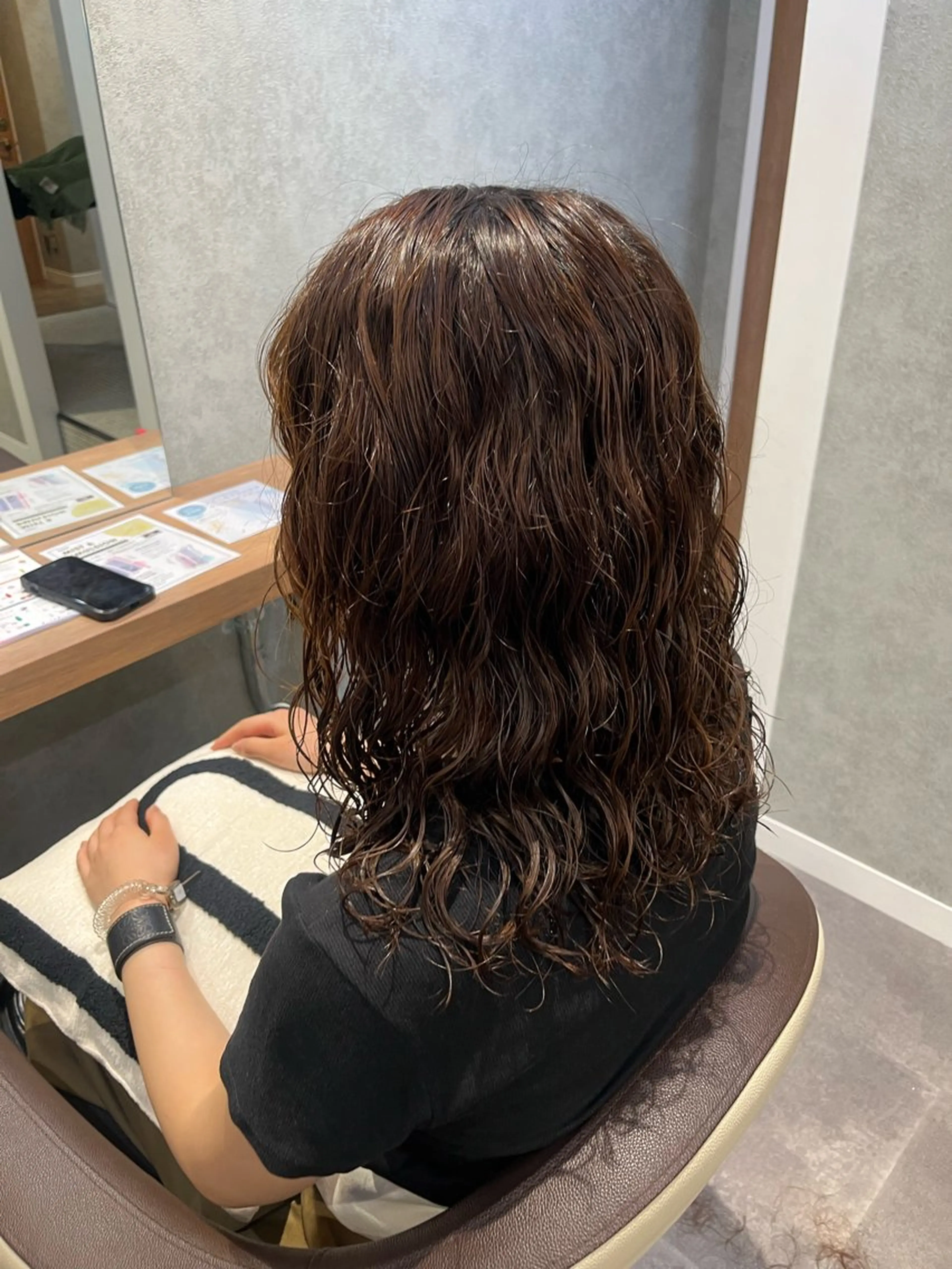 ミディアム パーマ ミディアムパーマ カット パーマ ボブ/プツッとボブ/ 暖色カラー/モエのヘアスタイル