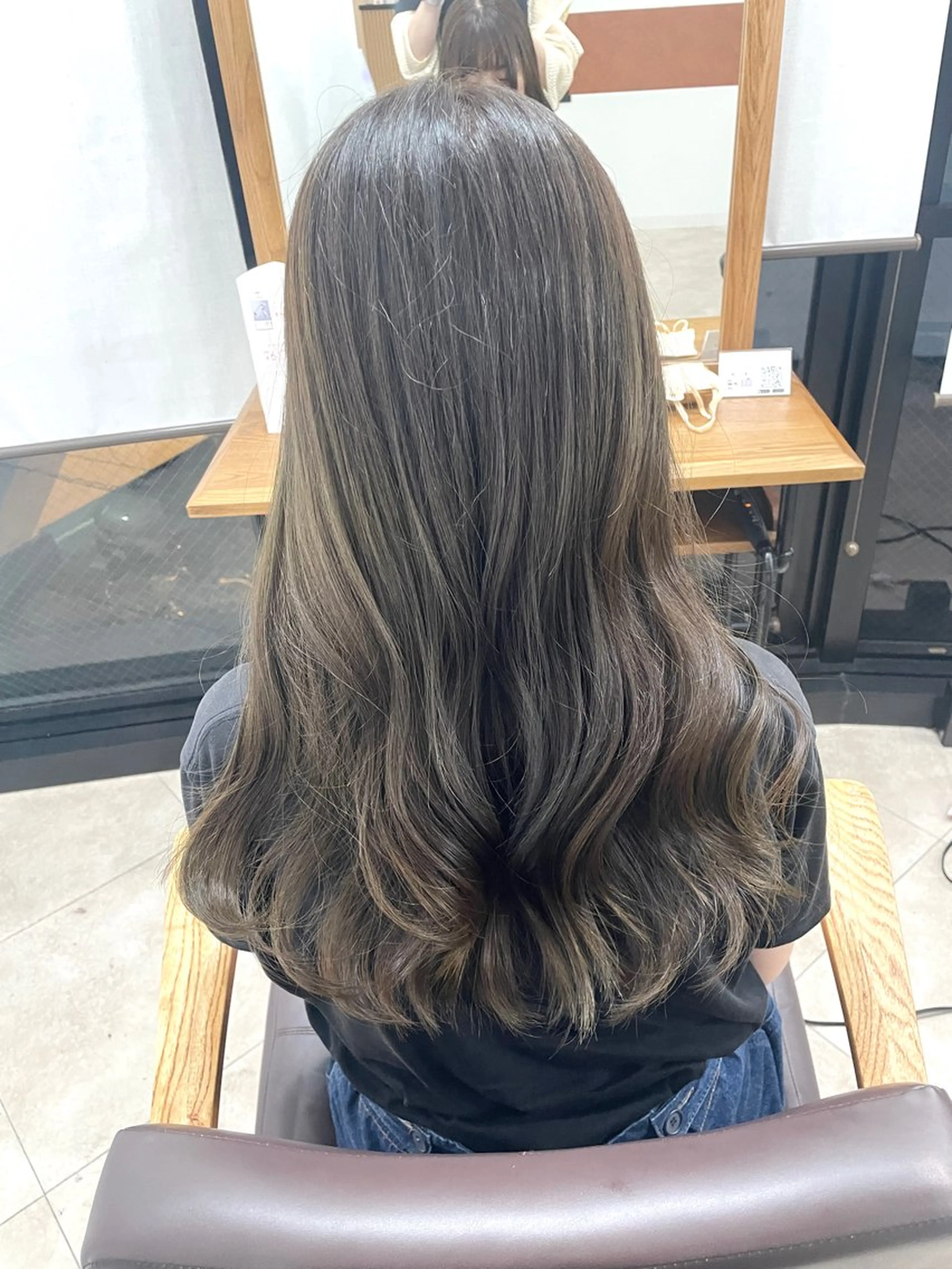 ロング コトネ🫧 韓国風レイヤーカットのヘアスタイル