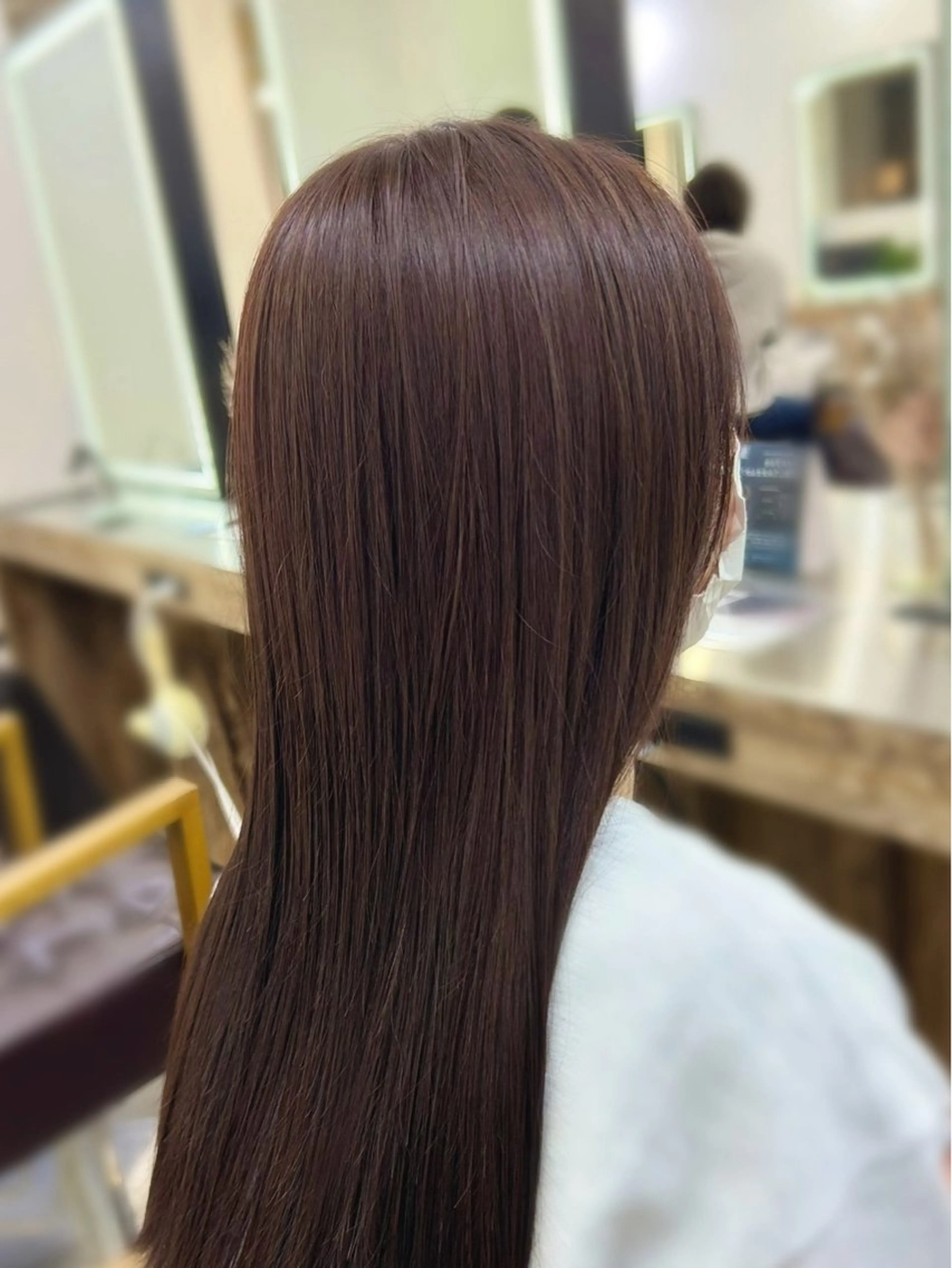 ロング カラー ブラウンカラー ピンクカラー ピンクブラウン HARUKA 🤍のヘアスタイル