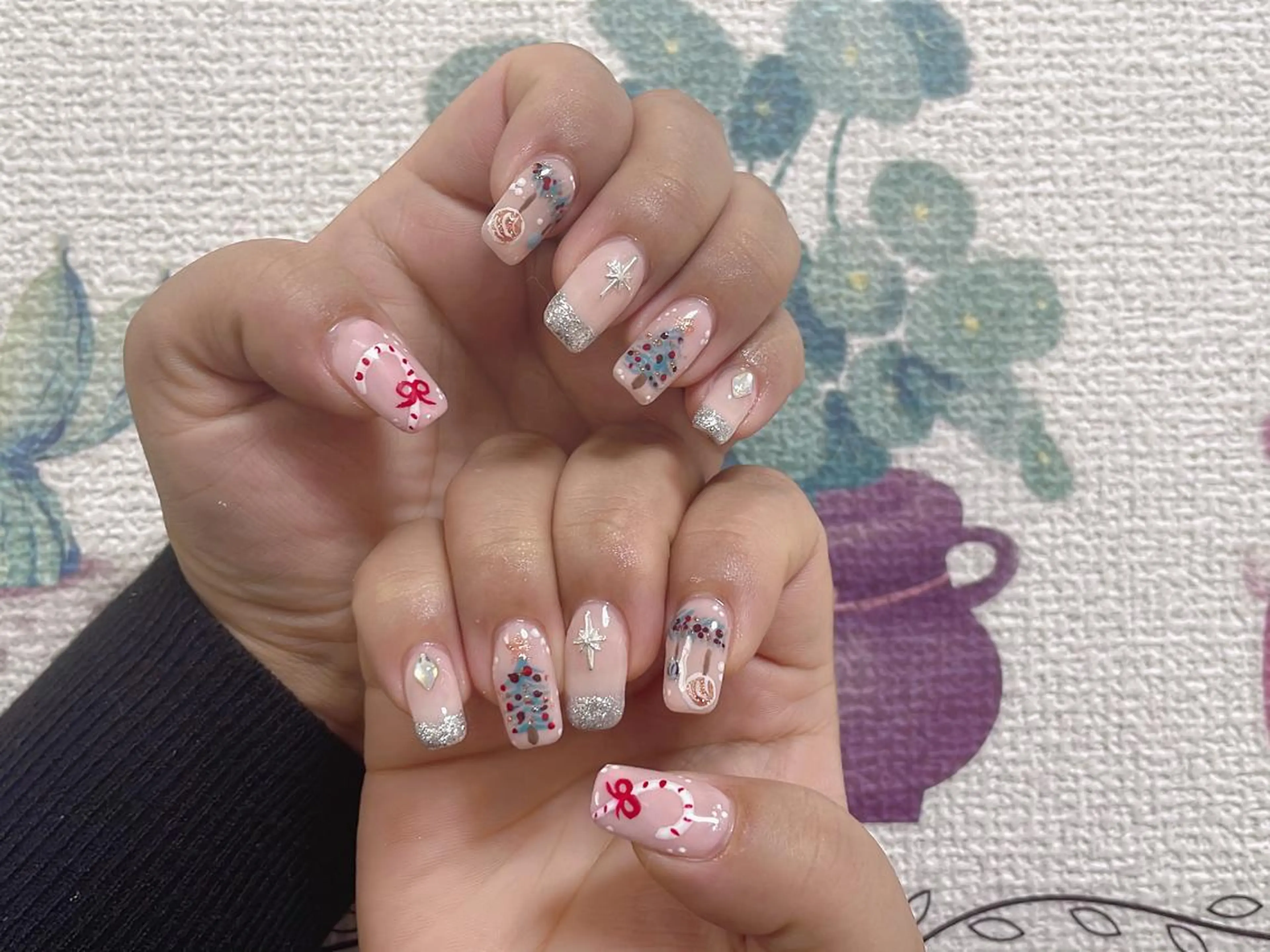 ネイル ネイルサロンエクラ 🫧Shizukaのネイルデザイン