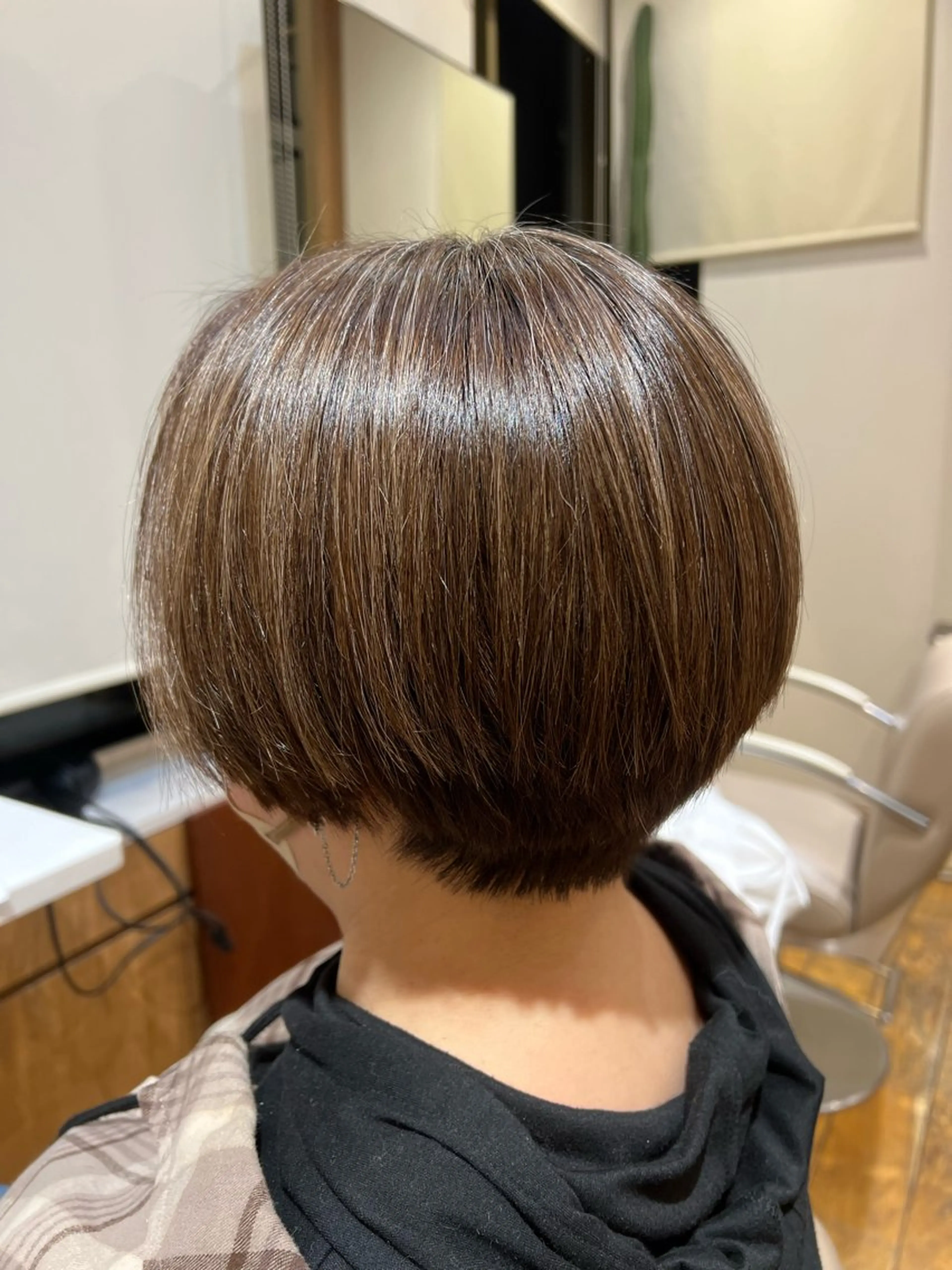 ショート 村中 逸紀のヘアスタイル