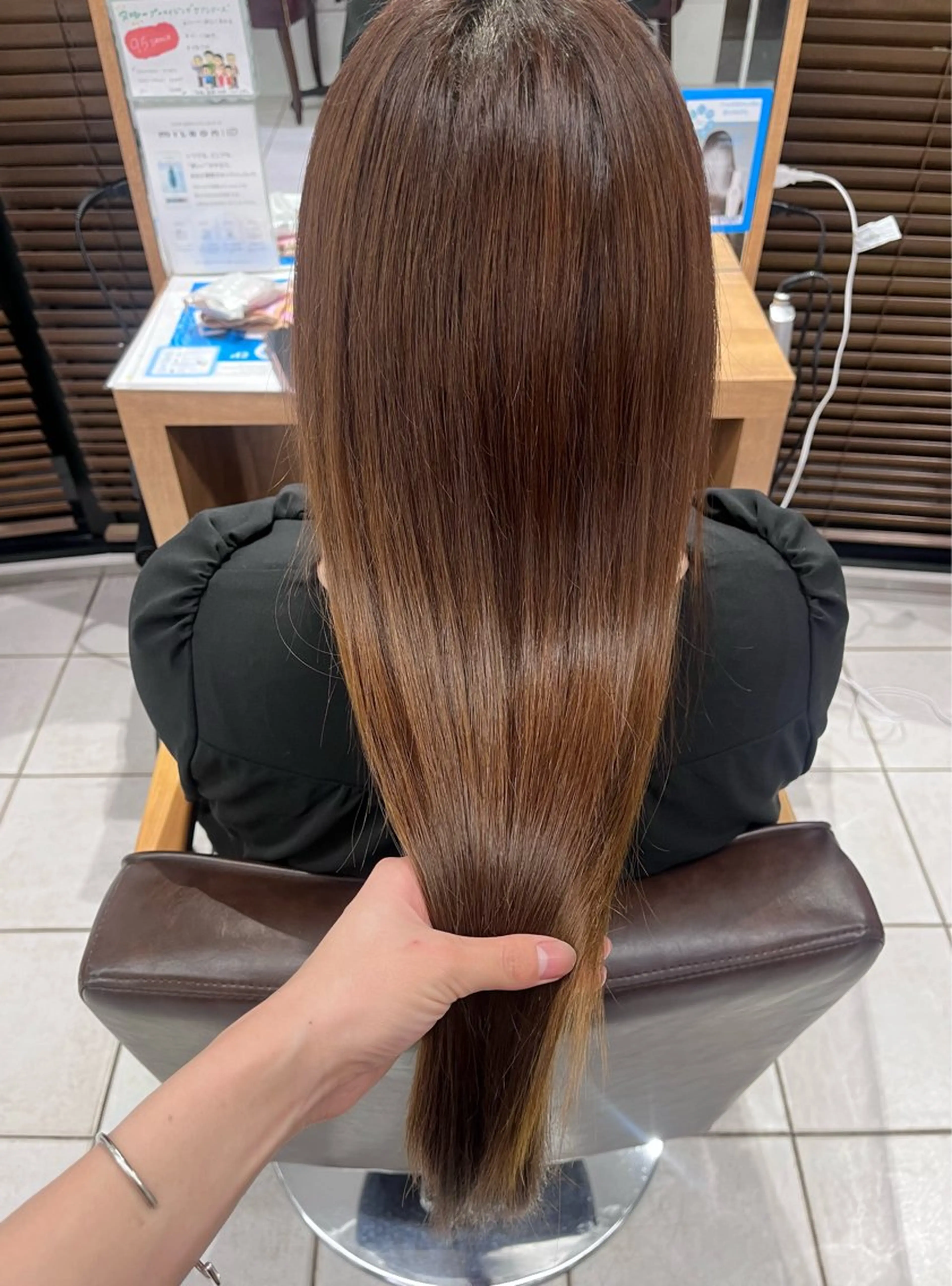 ロング パーマ 吉田 美優のヘアスタイル