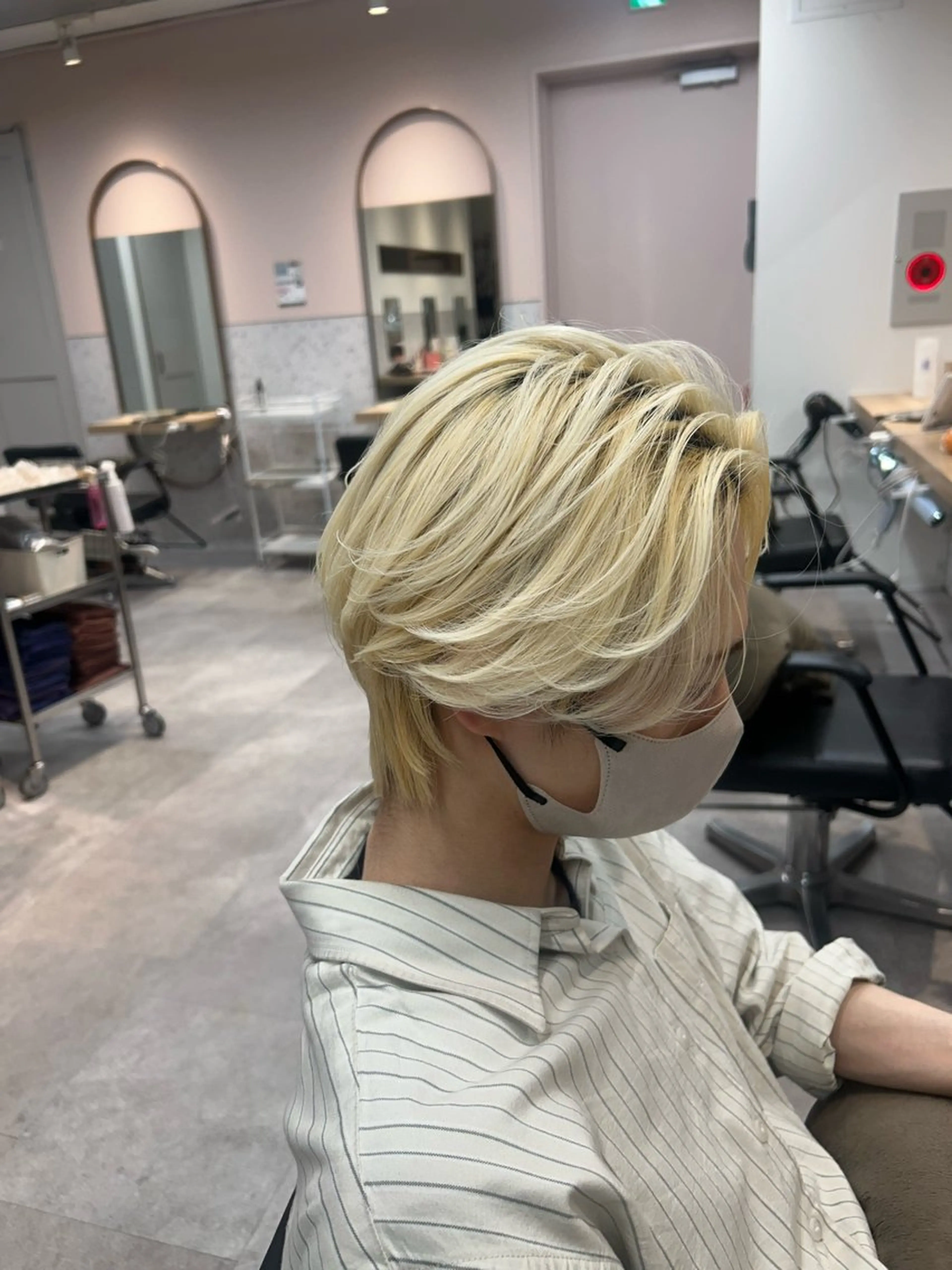 カラー メンズ カット ヘアカラー トリートメント 縮毛矯正♡透明感 カラー髙田海斗のヘアスタイル