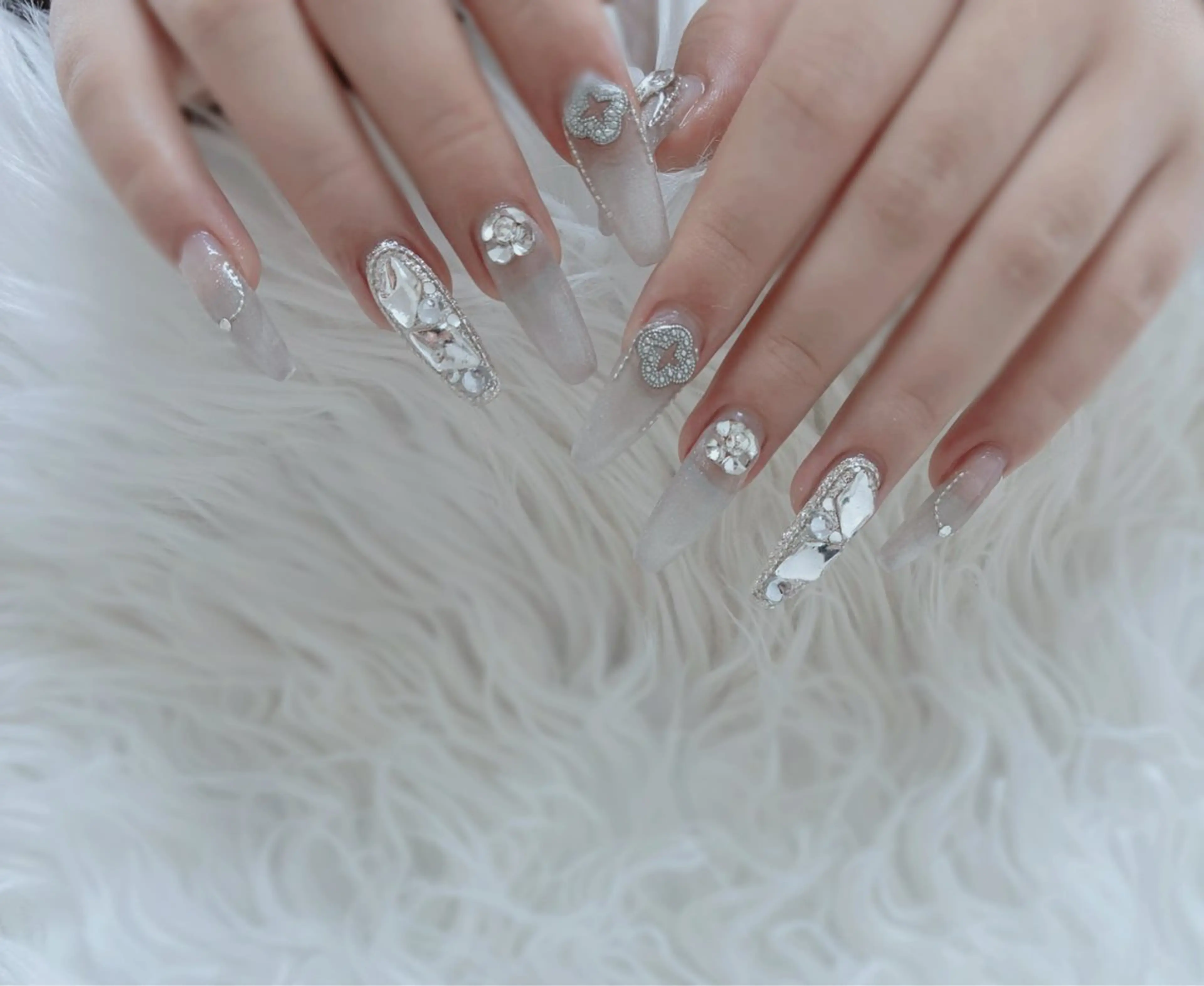 ネイル ESPOIR Ｎのネイルデザイン