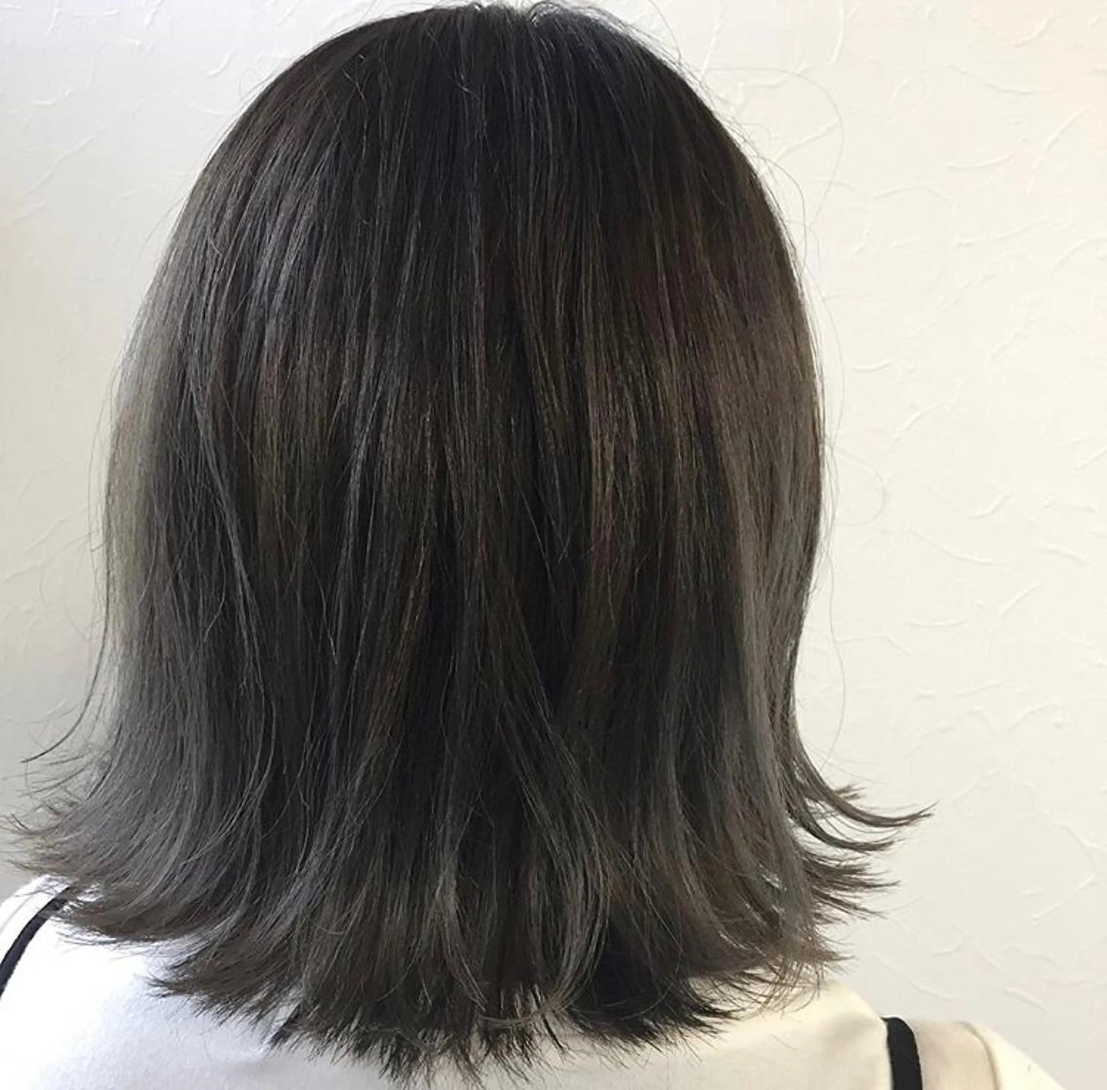 ⭐️グレーグラデーション⭐️クールにかわいくなるにはこれ❤️（カット込み）の写真