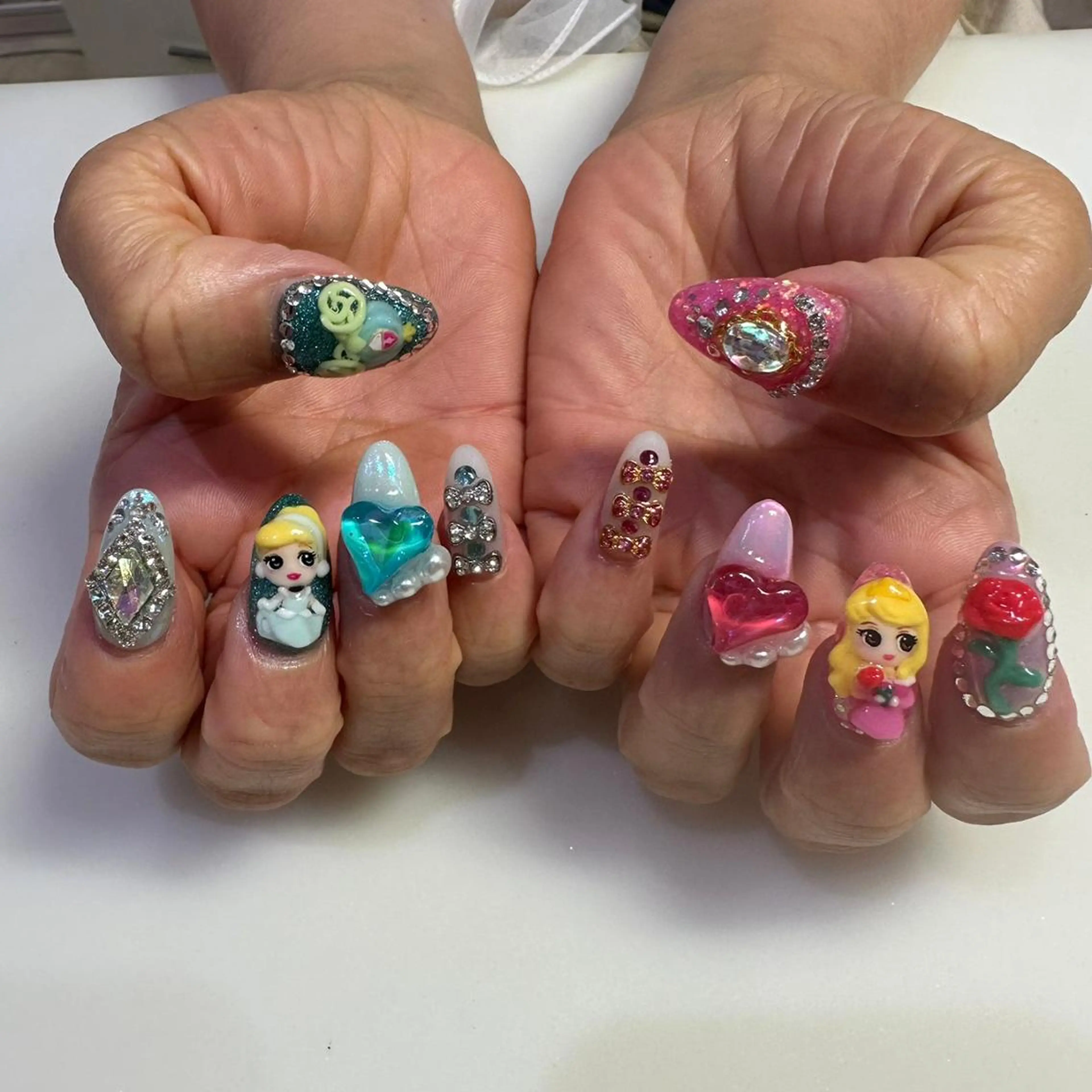 ネイル ハンドネイル Ashliy大宮☆ アシュリーのネイルデザイン