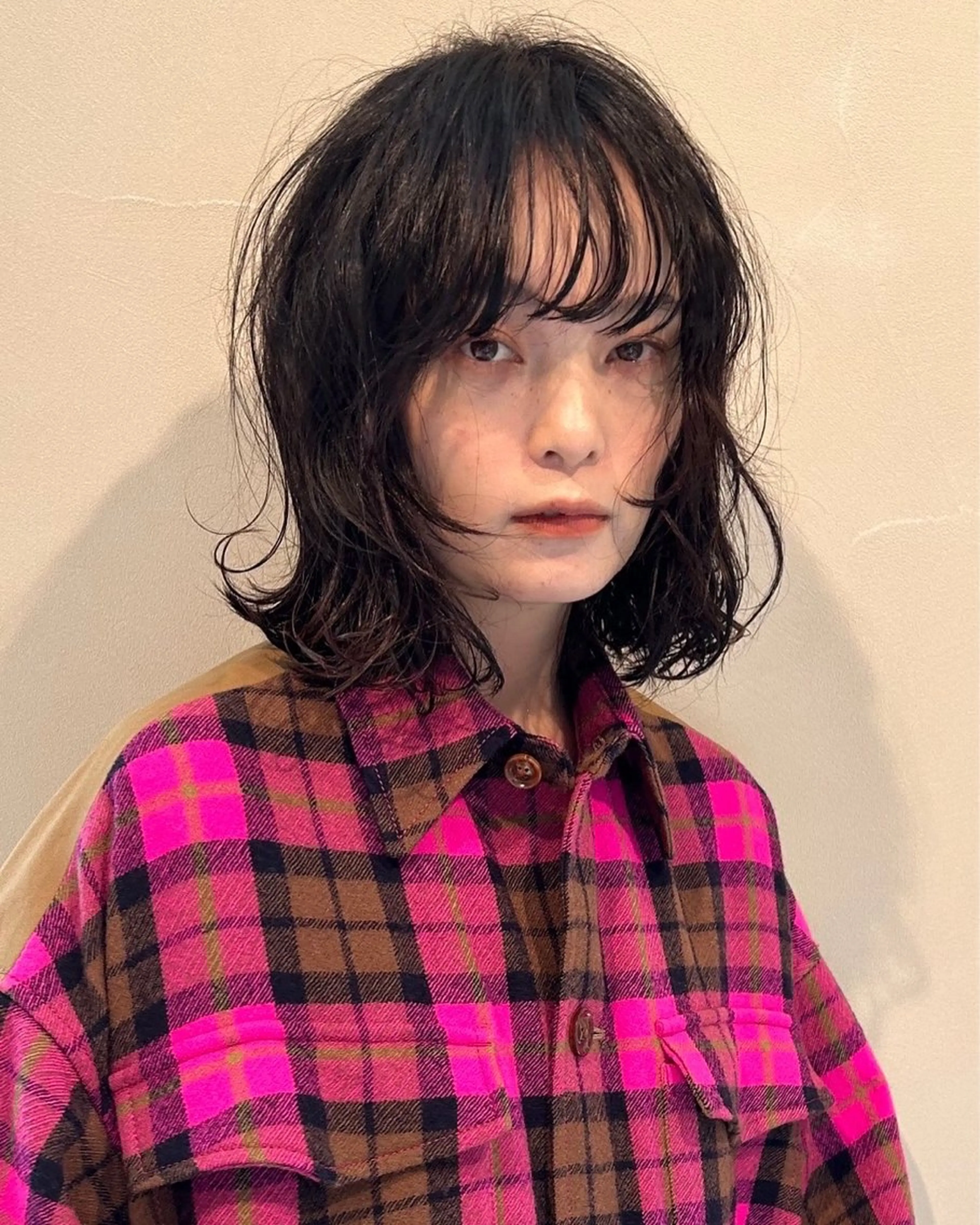 ミディアム カット パーマ 顔まわり/似合わせ/ ミディアム/村瀬浩司のヘアスタイル