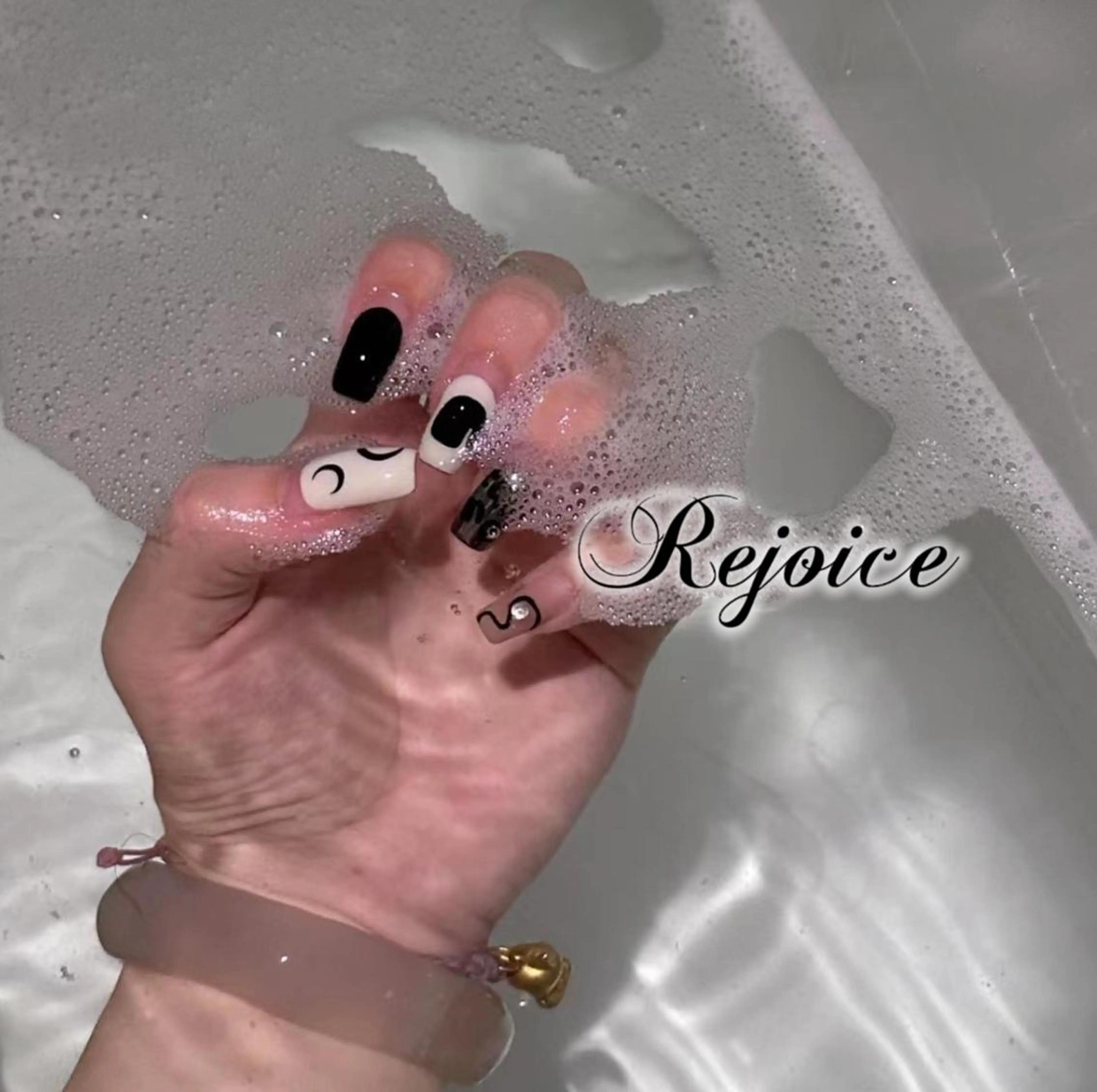 ネイル ハンドネイル ルイス " Nail 渋谷のネイルデザイン