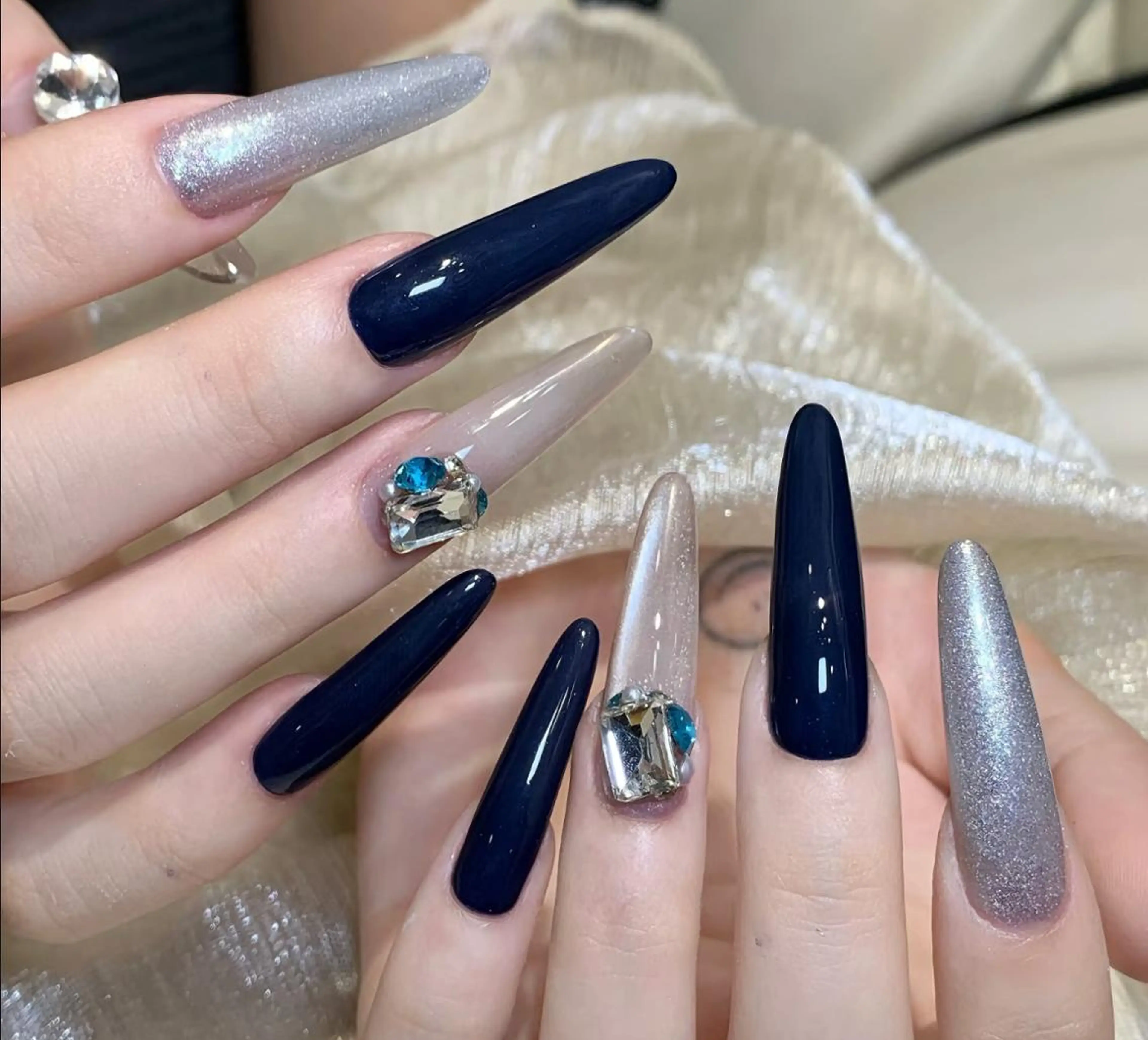 ネイル ハンドネイル Pure&Rich Nailのネイルデザイン