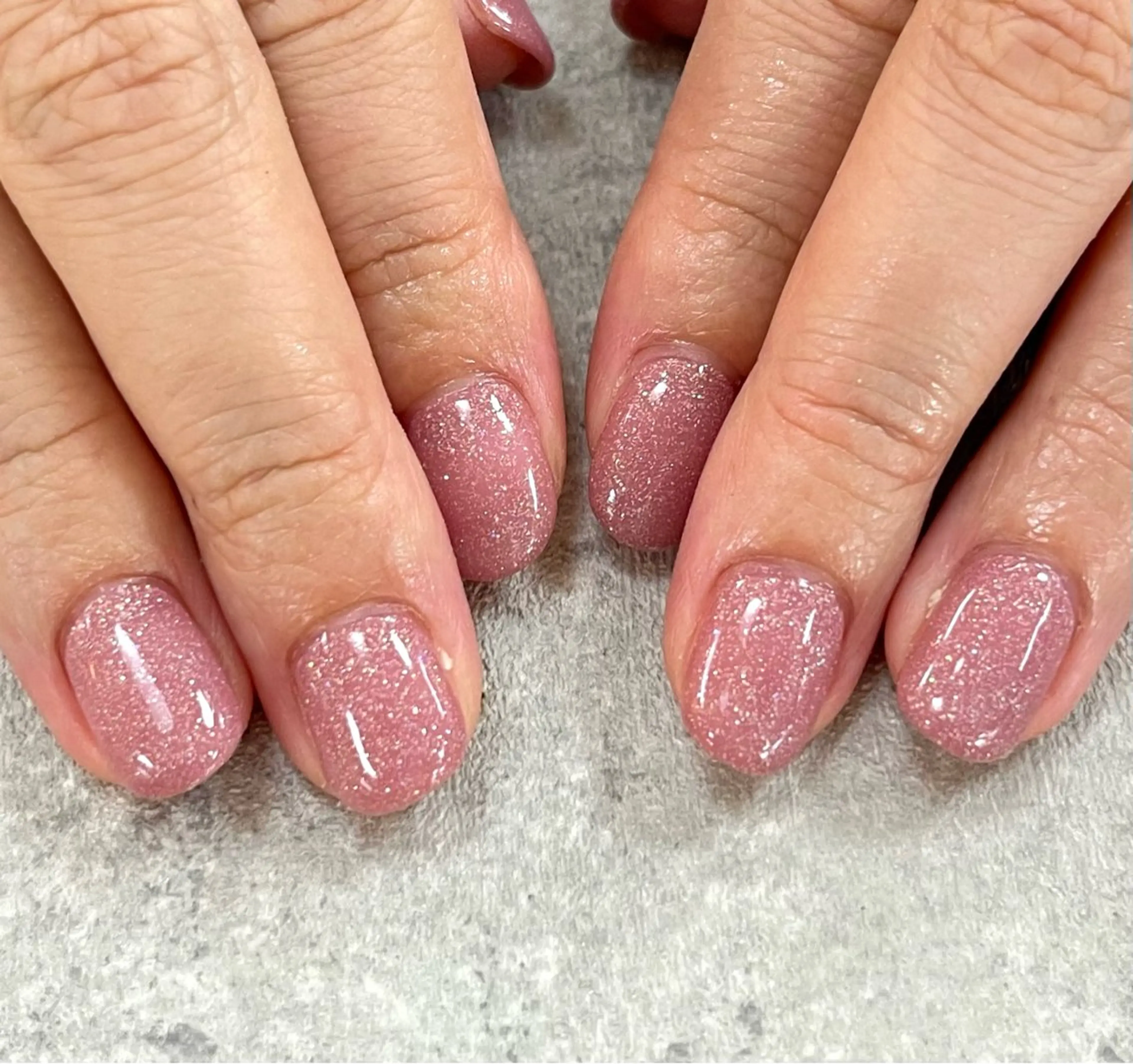 ハンドオフあり💅🏻オフィスネイル💅🏻ワンカラーの写真