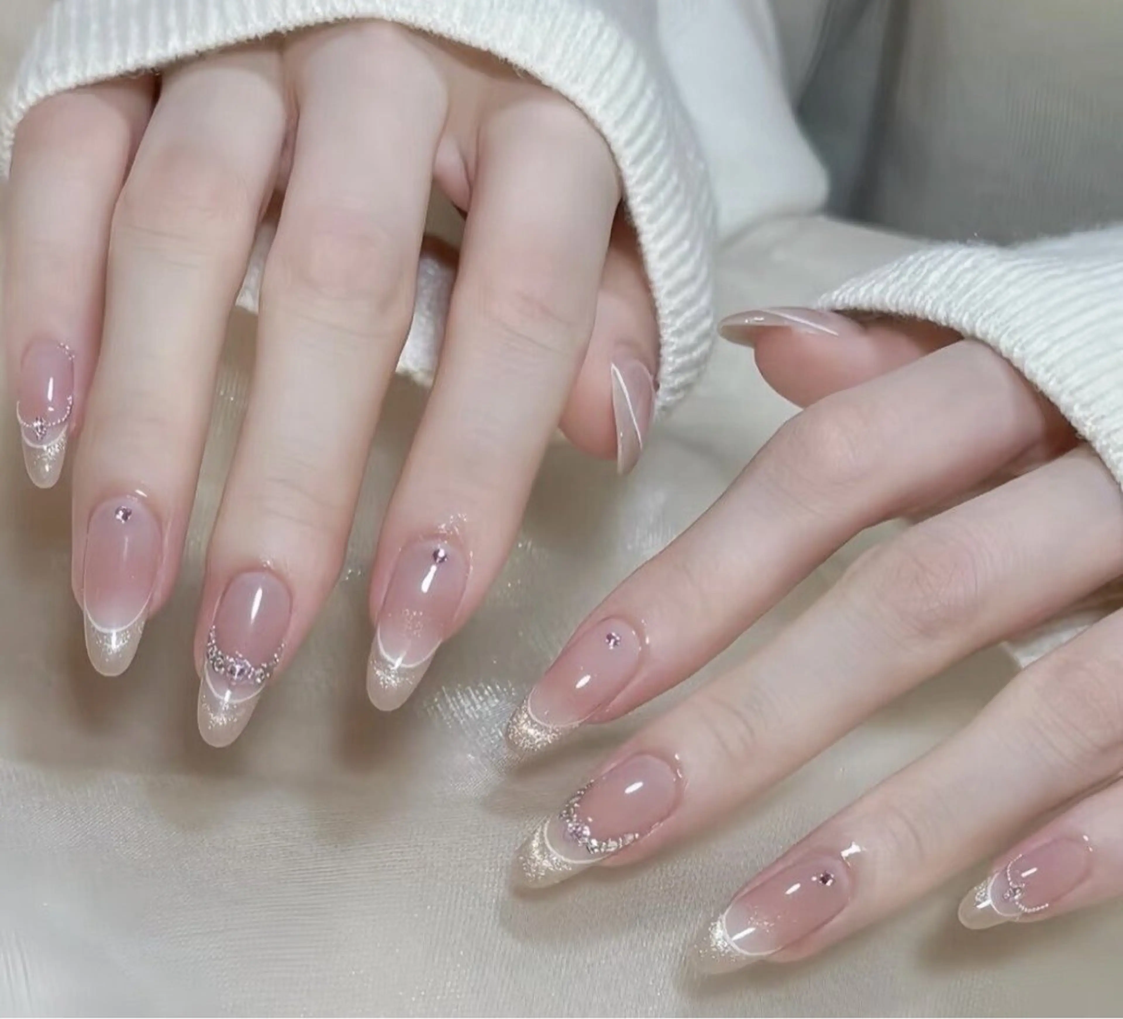 ネイル Nail salon recess池袋所属・惠 美奈のネイルデザイン