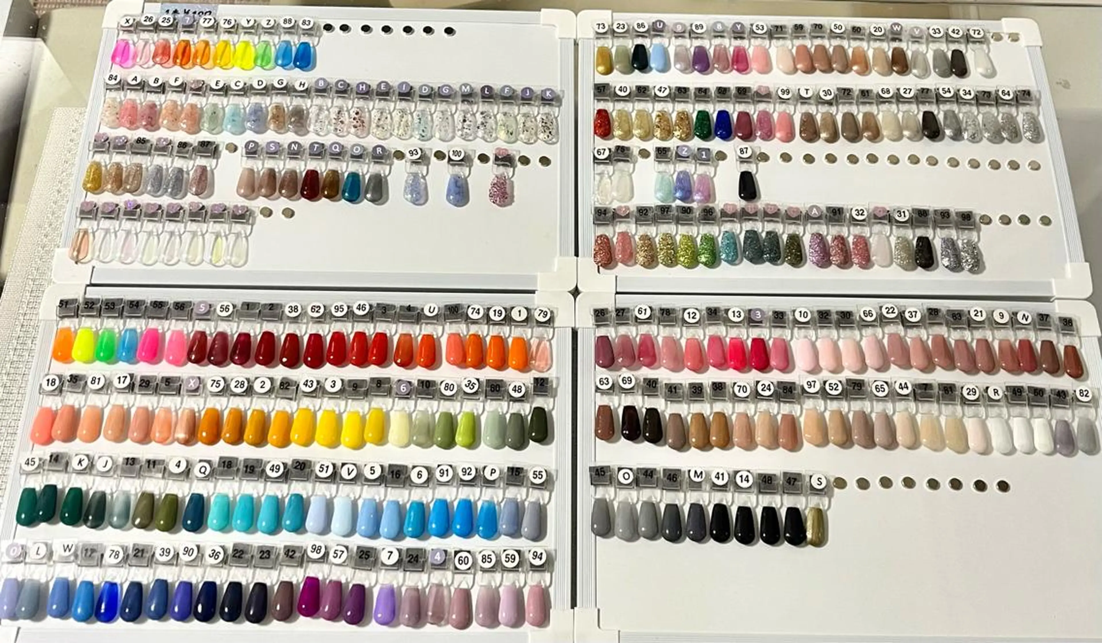 ネイル マグネットネイル ハンドネイル 韓国ネイルサロン Miuのネイルデザイン