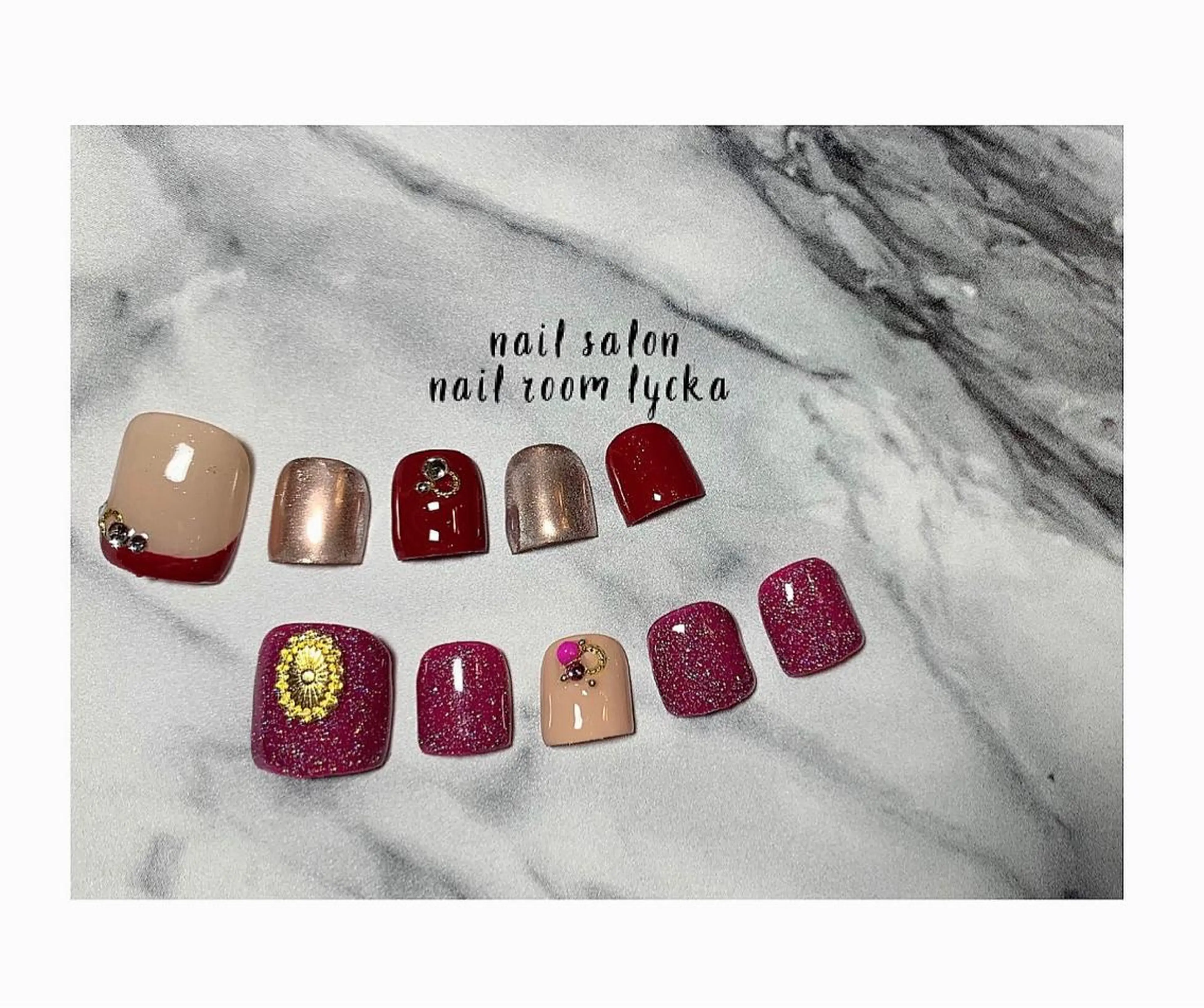 ネイル フットネイル ﾈｲﾙﾙｰﾑﾘｯｶ 𝐦𝐚𝐲𝐮のネイルデザイン