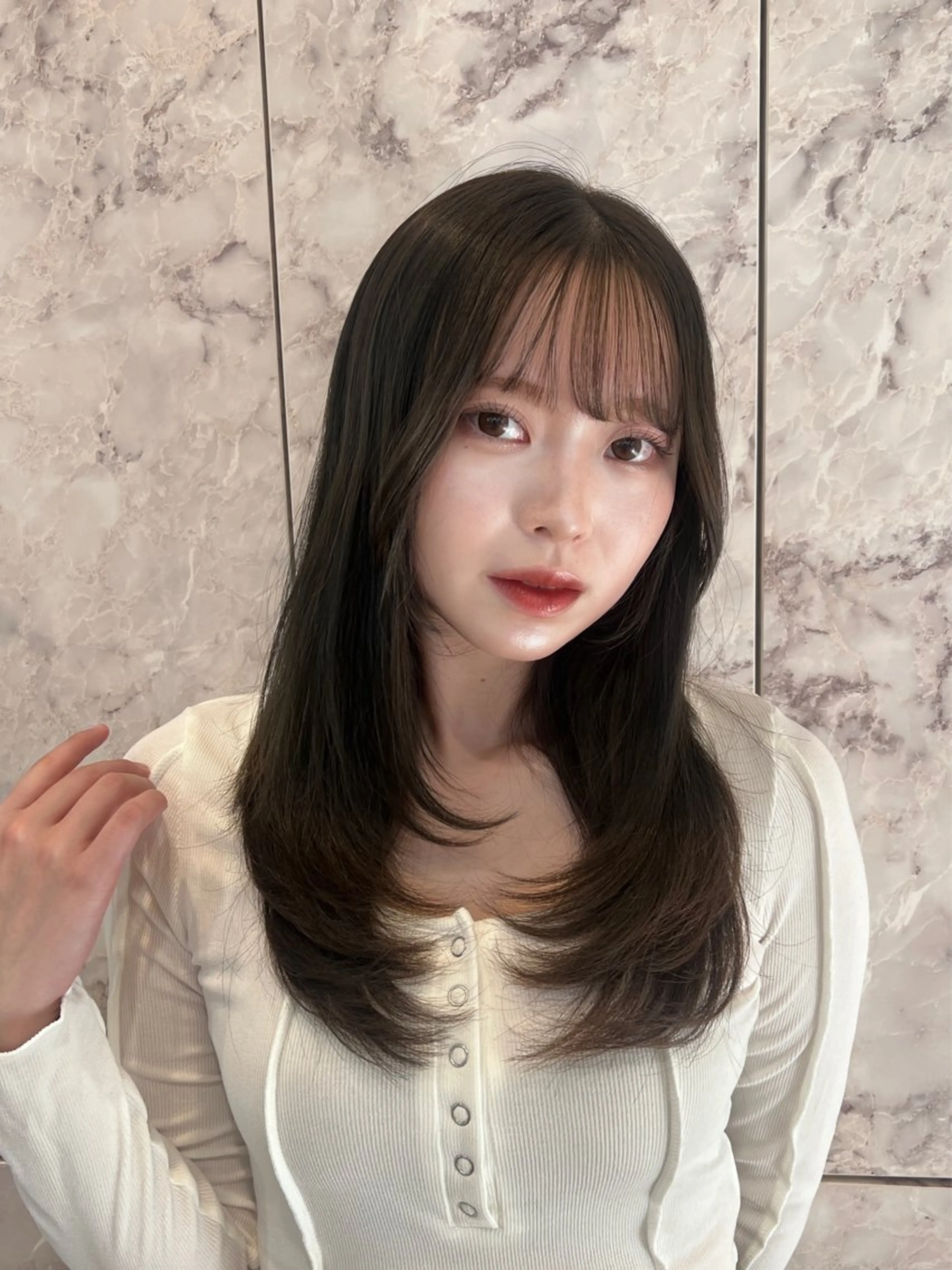 セミロング 🎀しゅな/韓国 レイヤー/透明感♡のヘアスタイル