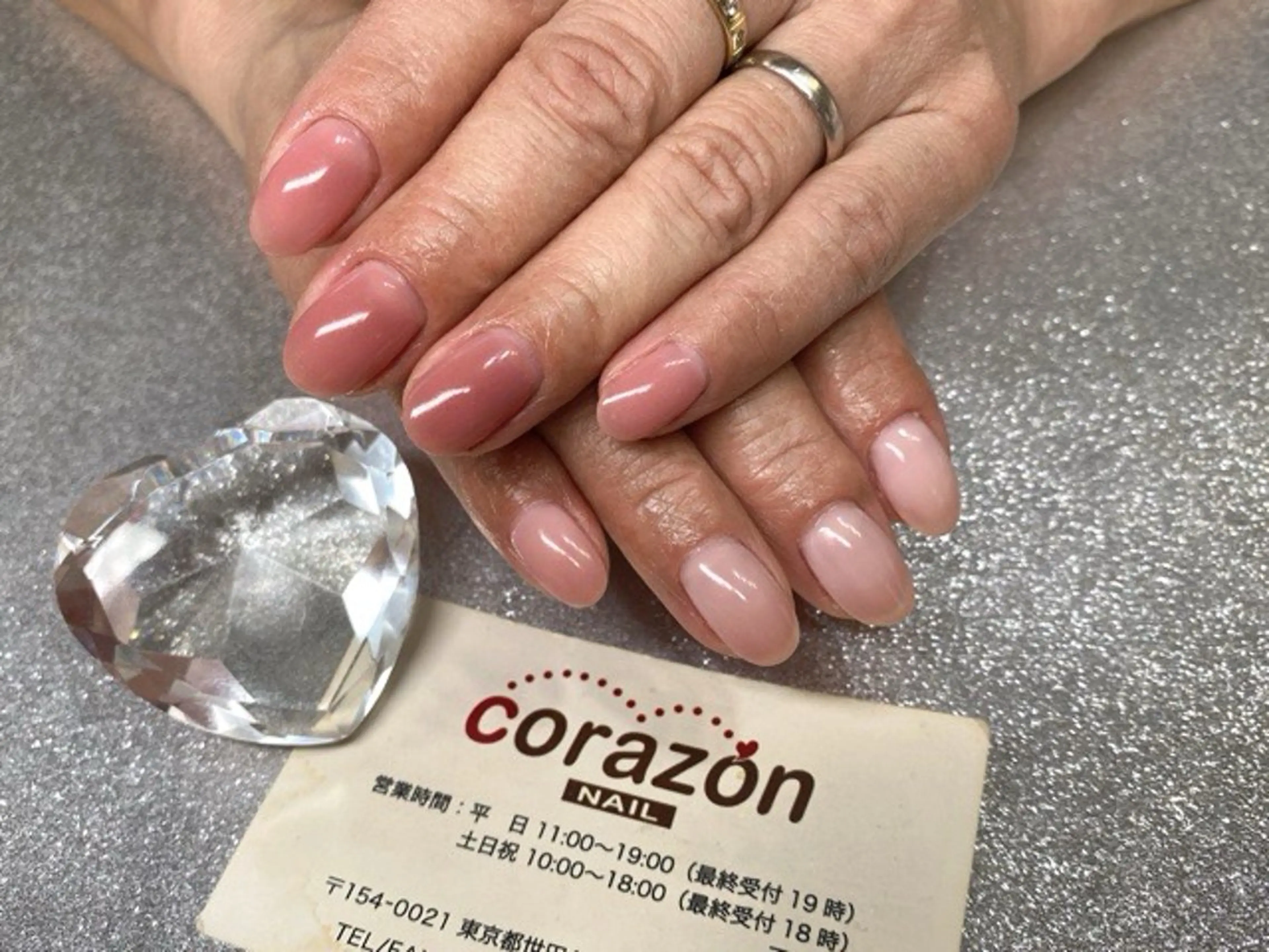 ネイル ジェルネイル ワンカラーネイル ピンク ハンドネイル corazon所属・ネイリスト aicoのネイルデザイン