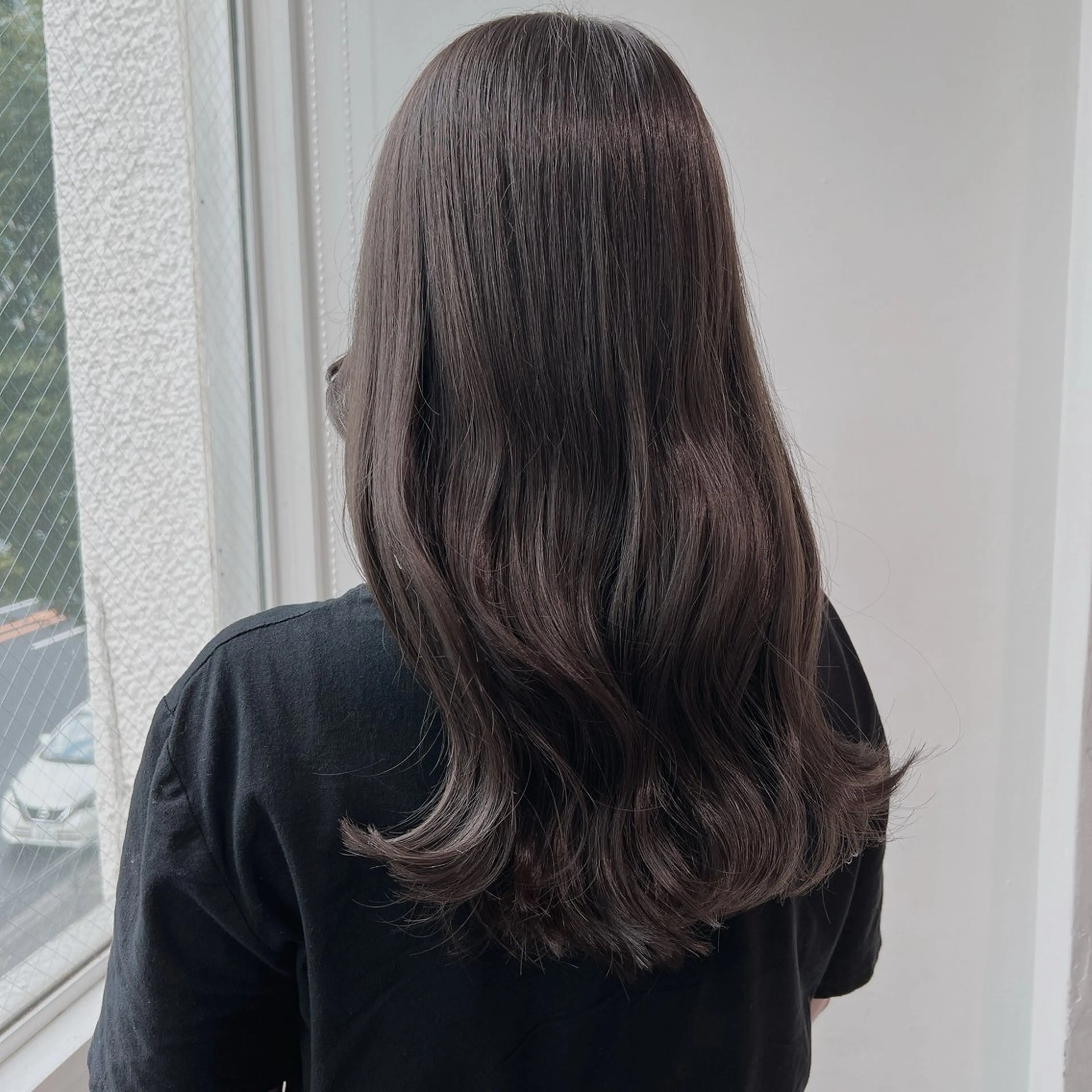 ロング カラー ヘアカラー トリートメント 𓏸レイヤー髪質改善 透けカラーカノン🫧のヘアスタイル