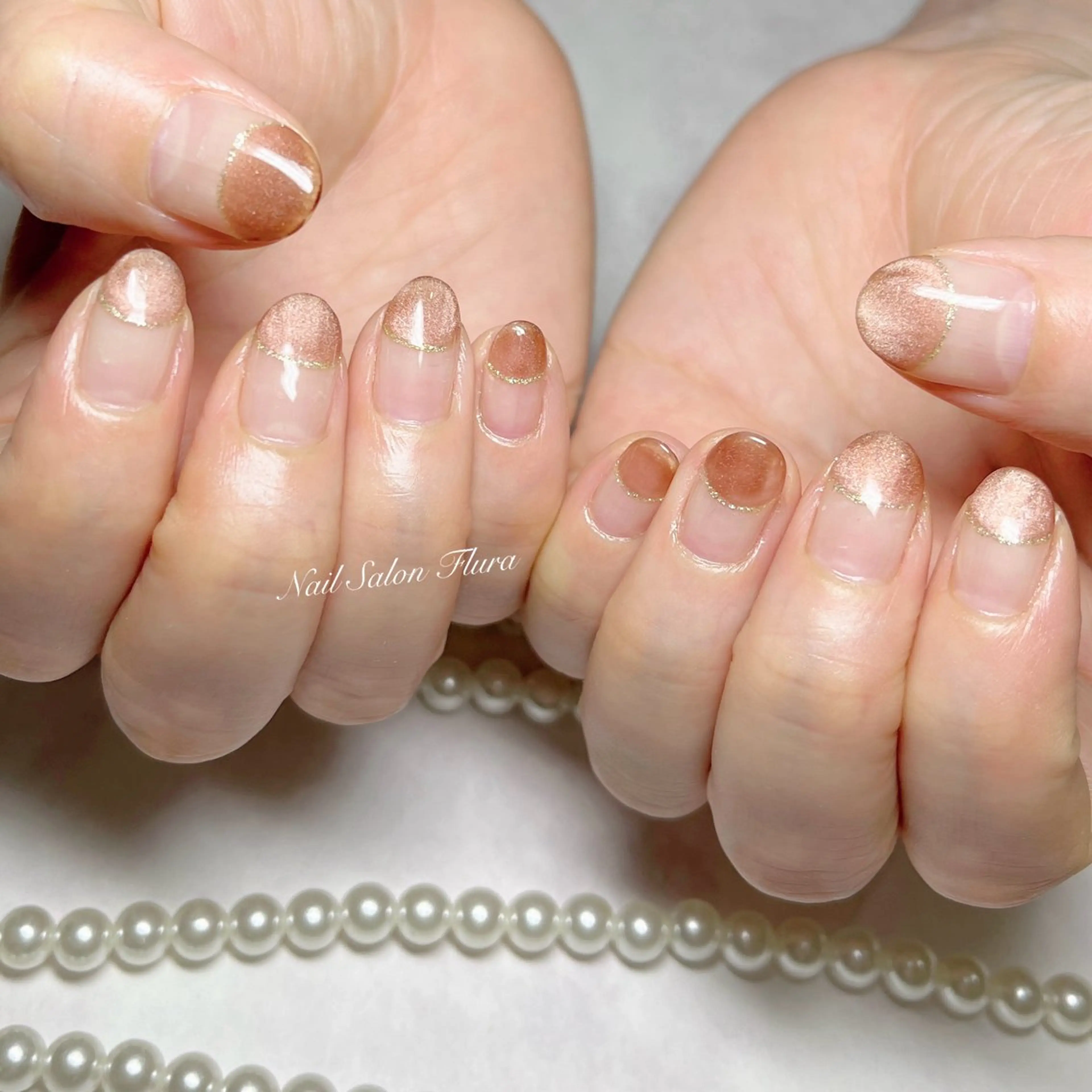 ネイル フレンチネイル マグネットネイル マグネットフレンチ NAILSALON Flura所属・NailSalon Fluraのネイルデザイン