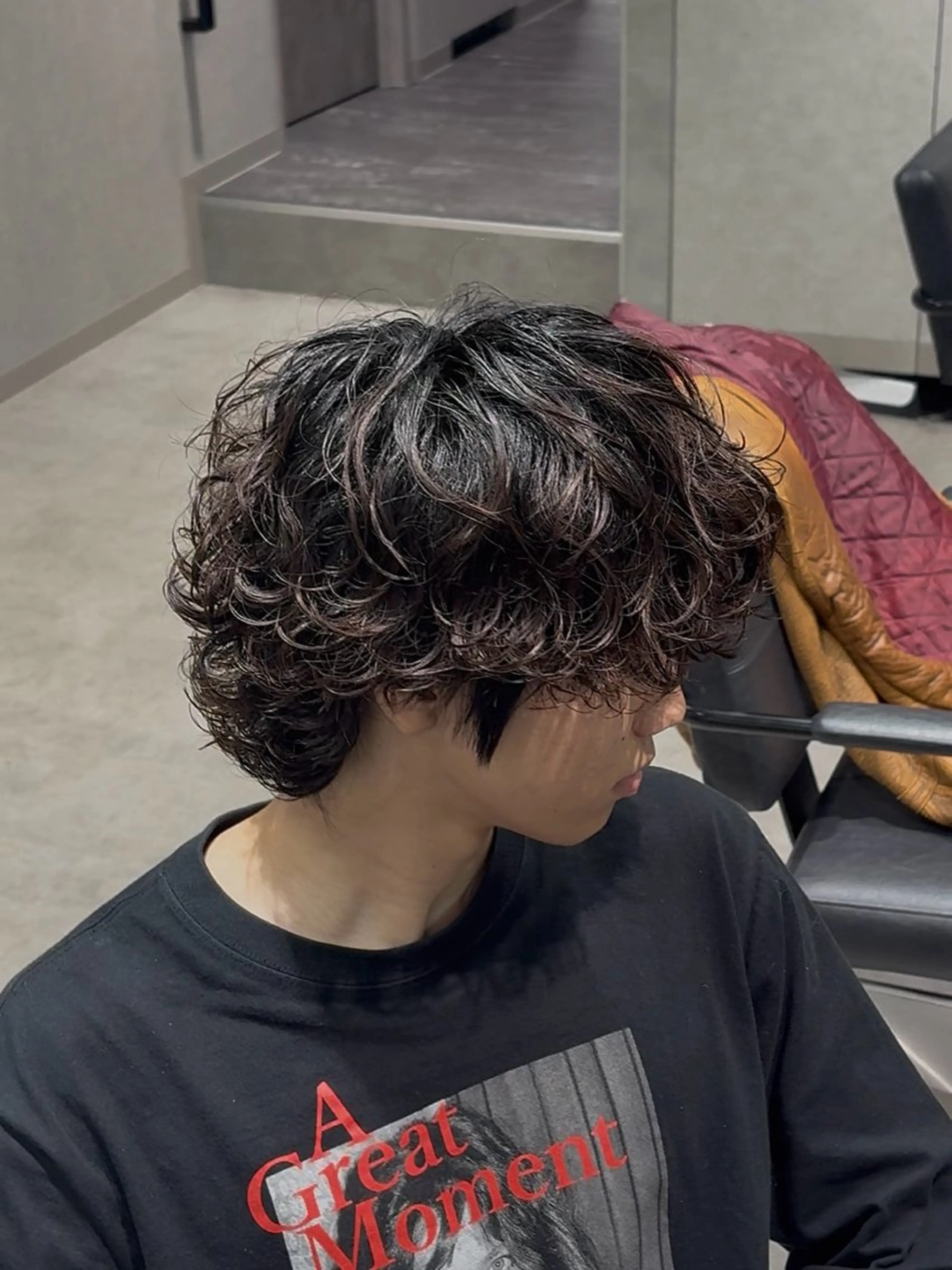 ショート カラー パーマ メンズ カット パーマ 【シャドウパーマ センターパート】義心のヘアスタイル