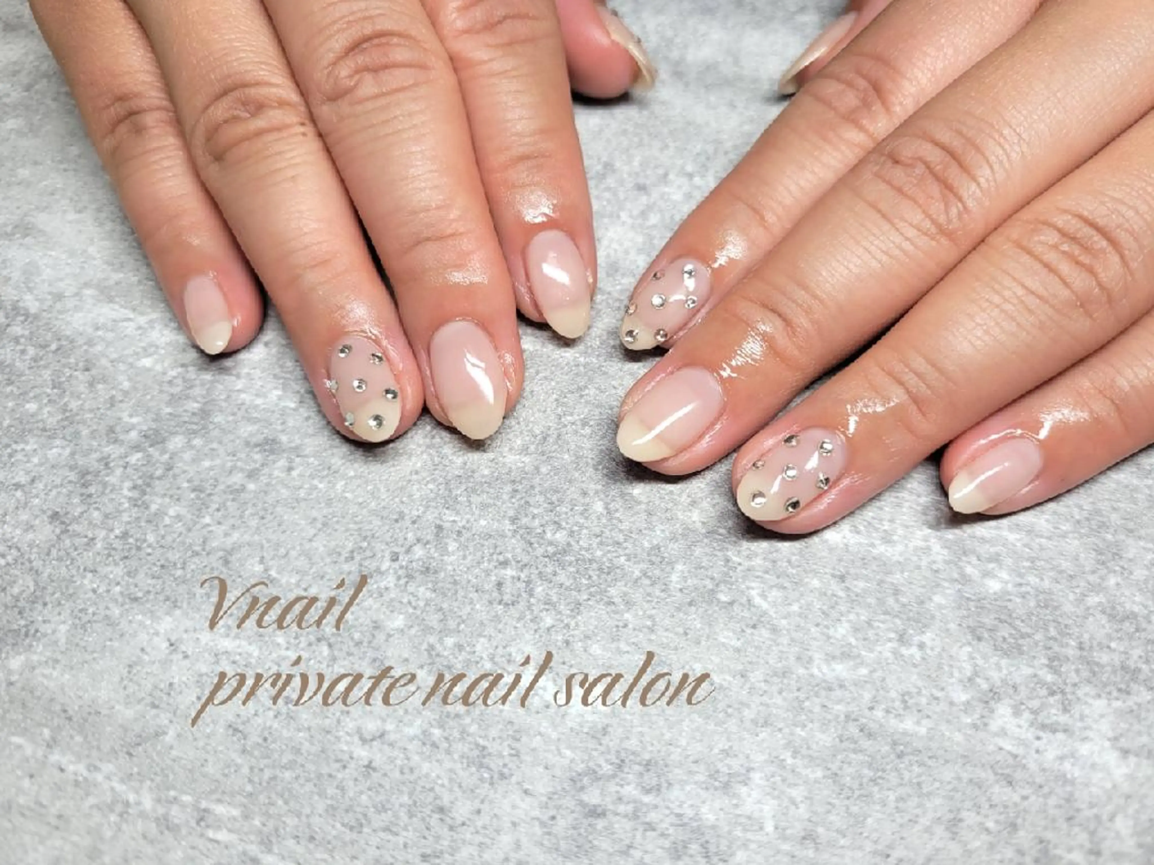 ネイル V. nailのネイルデザイン