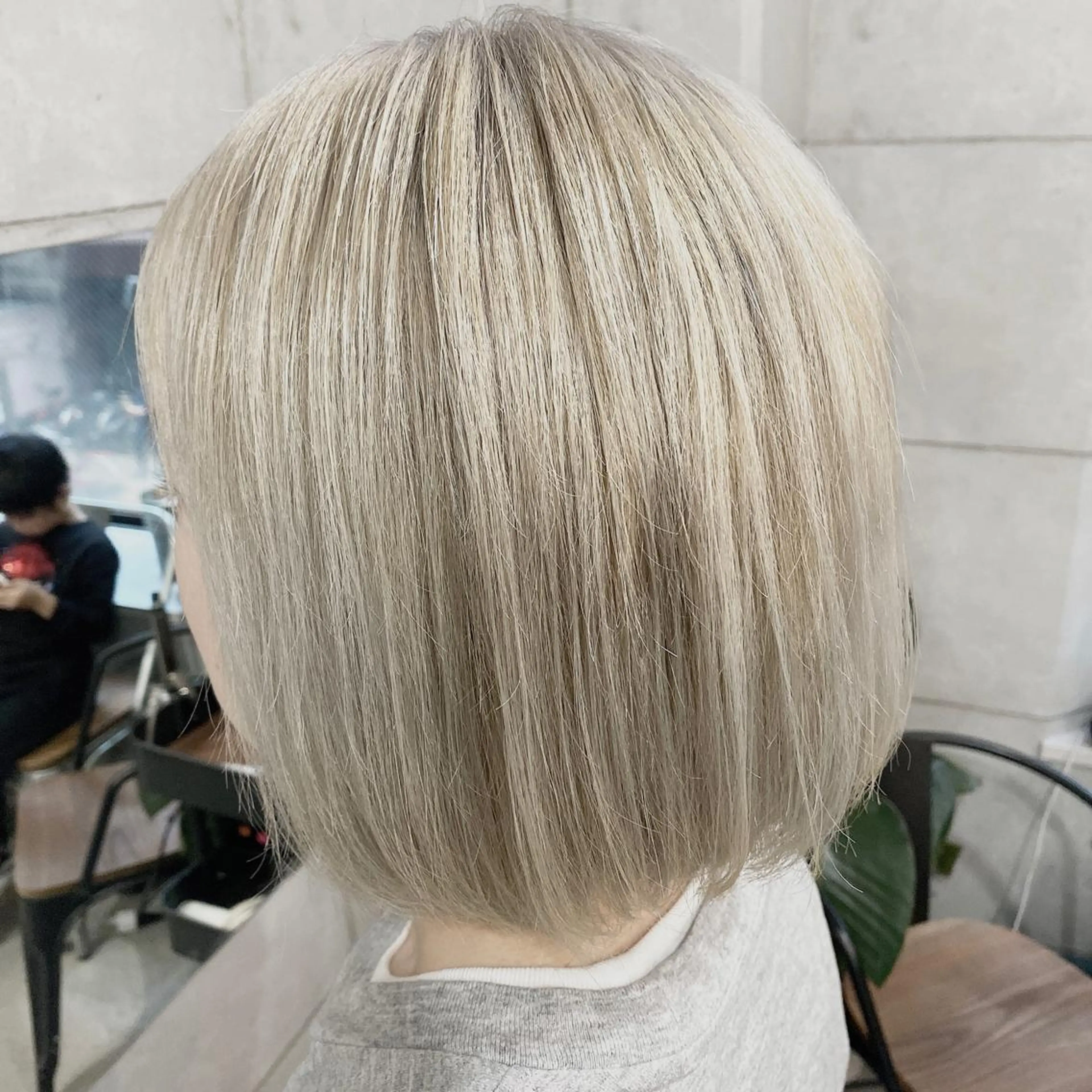 ミディアム ボブ 艶カラー💎 髪質改善🎈アトワのヘアスタイル