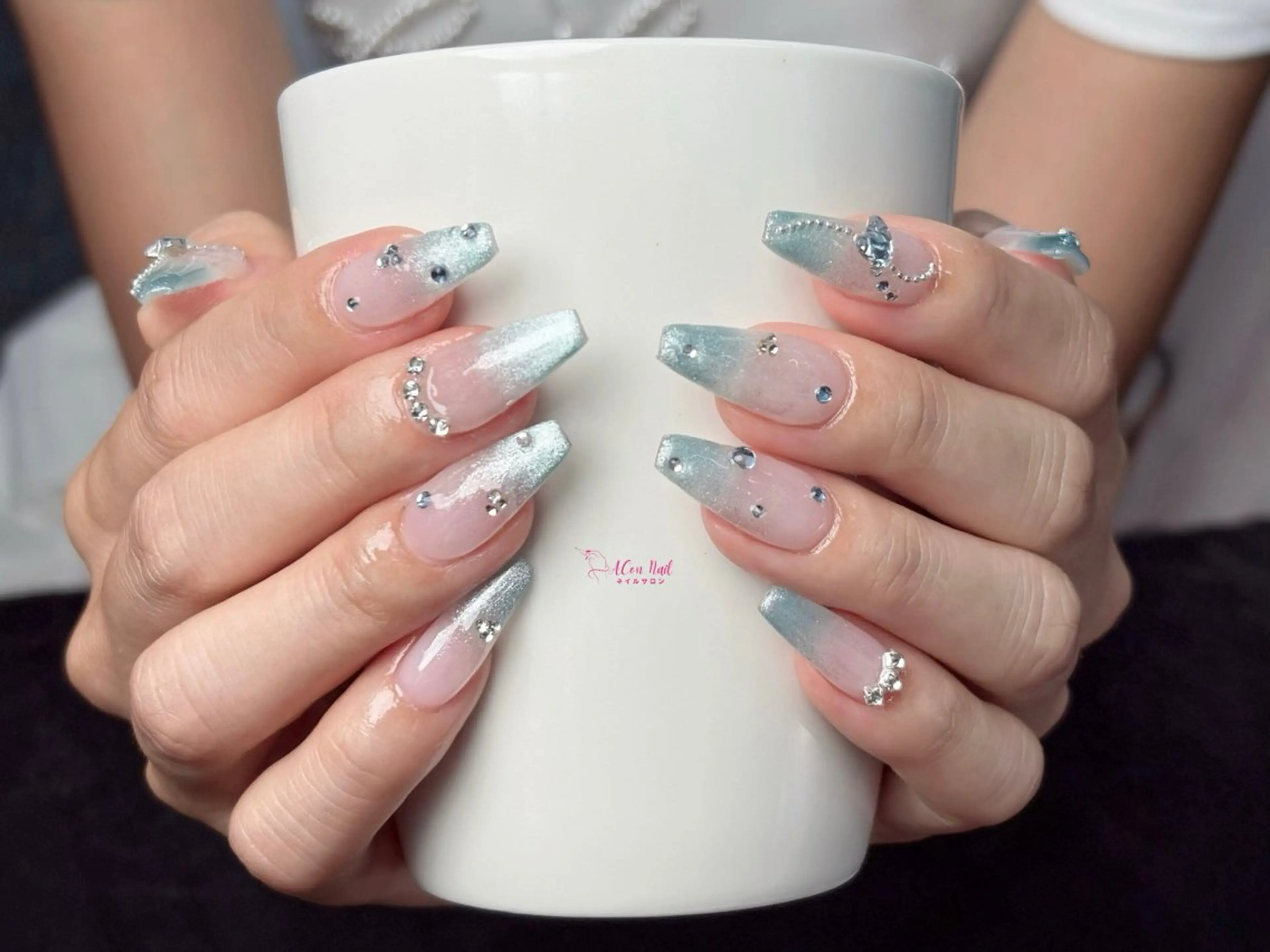 ネイル 桜ネイル 長さ出し フラワーネイル フレンチネイル ジェルネイル ハンドネイル AConNailSalon所属・ACon NailSalonのネイルデザイン