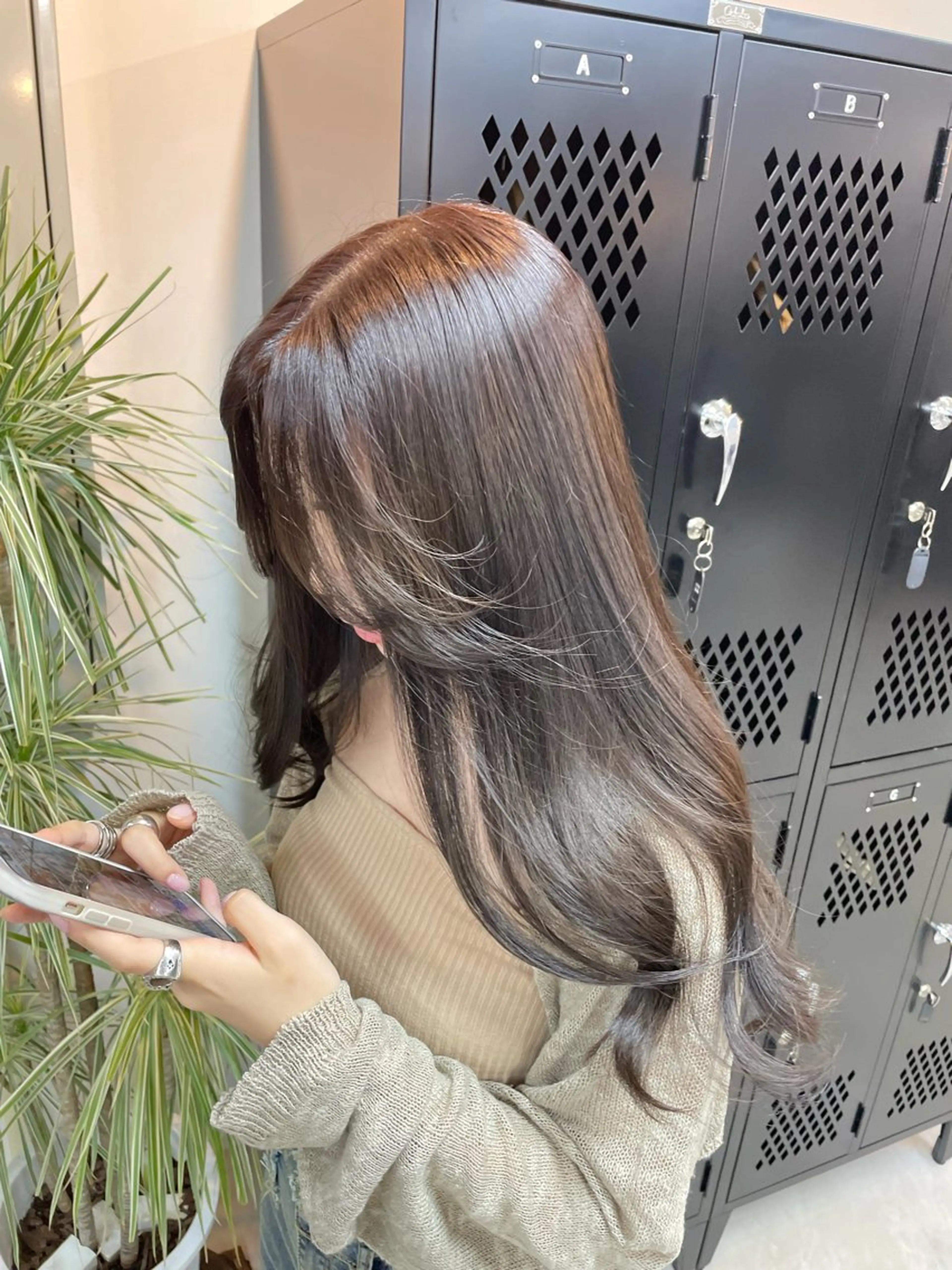 ロング カラー 沖見 颯斗のヘアスタイル