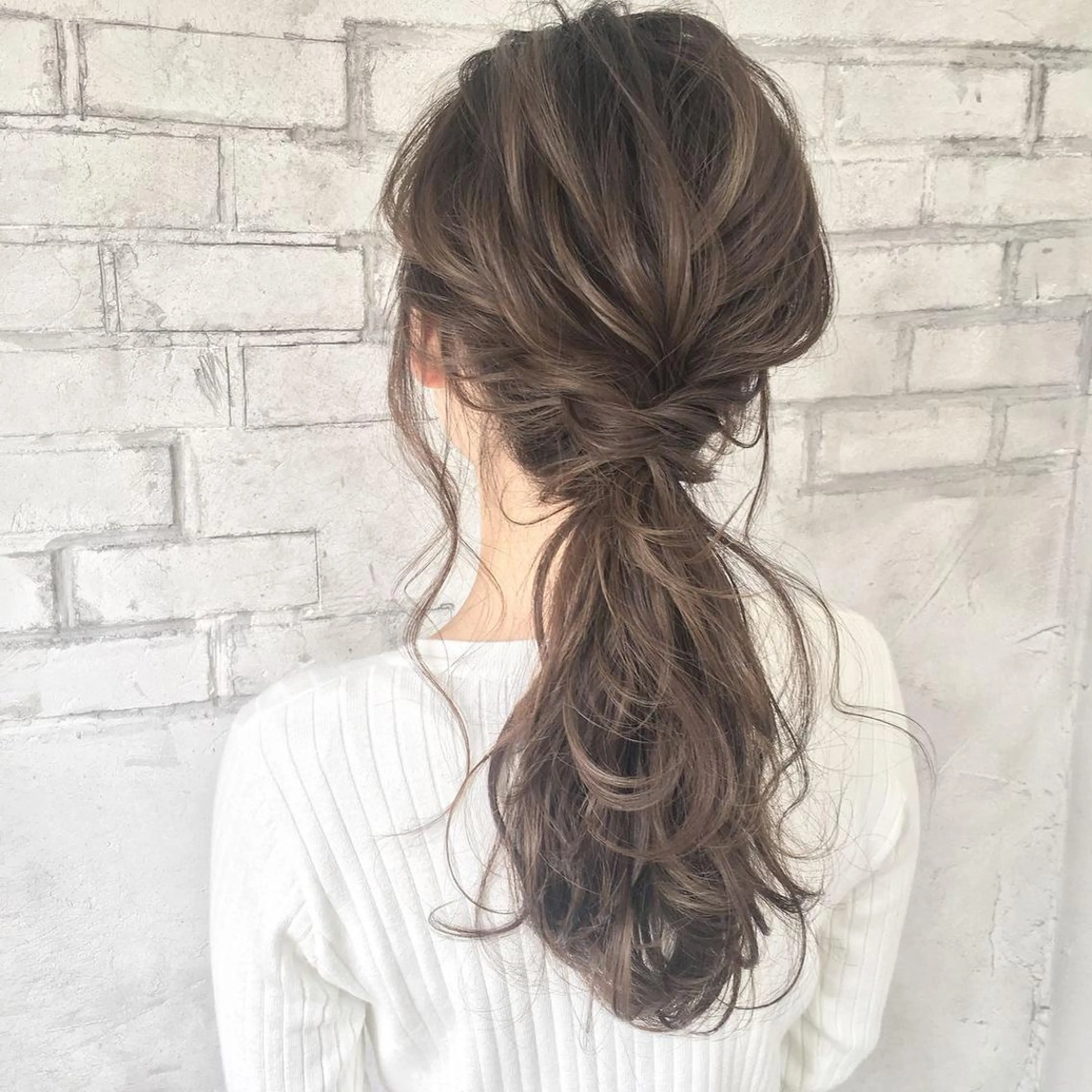 ロング ヘアアレンジ 💚ミヤマ アンナ☘️のヘアスタイル