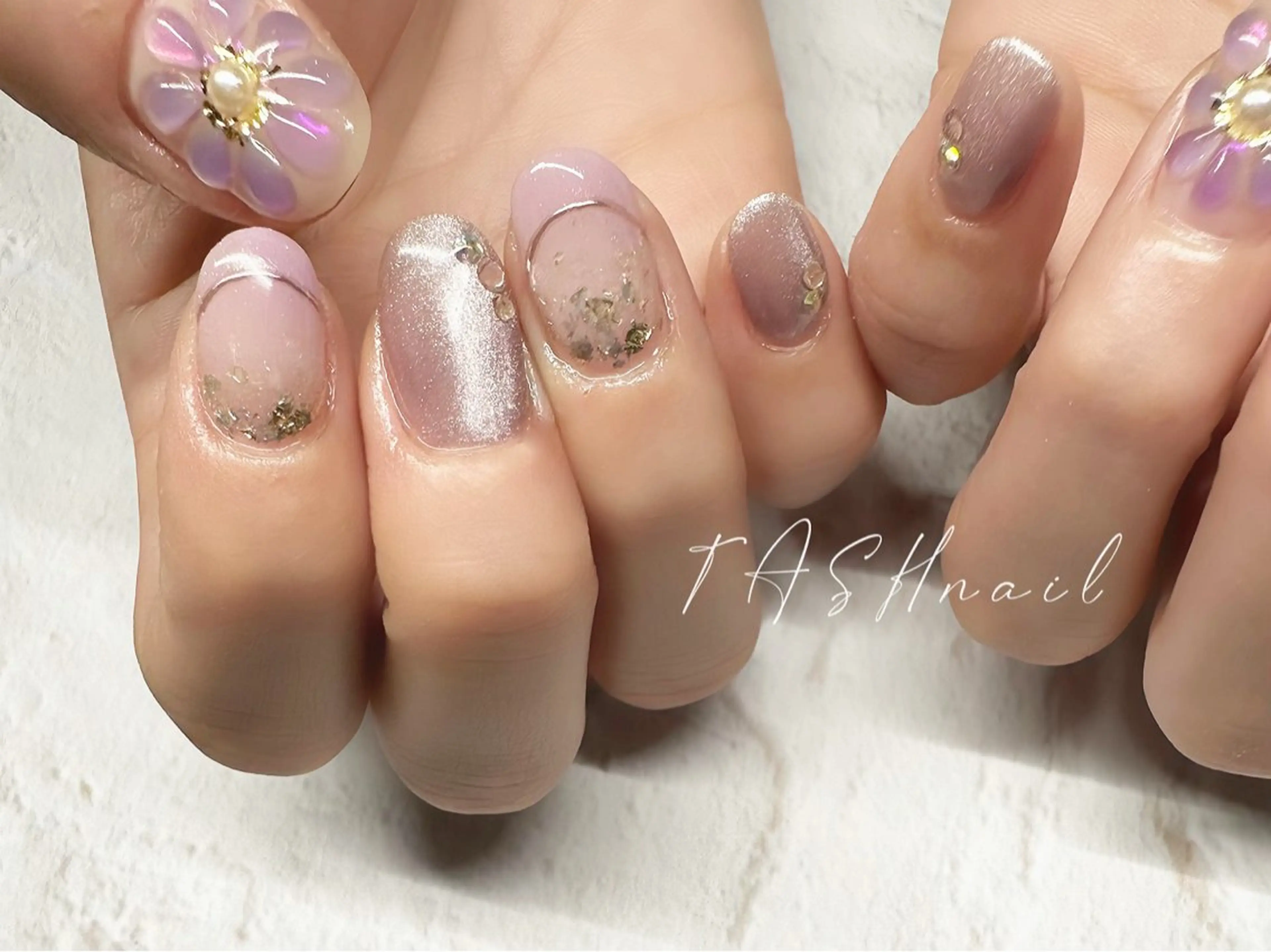 ネイル TASH nailのネイルデザイン