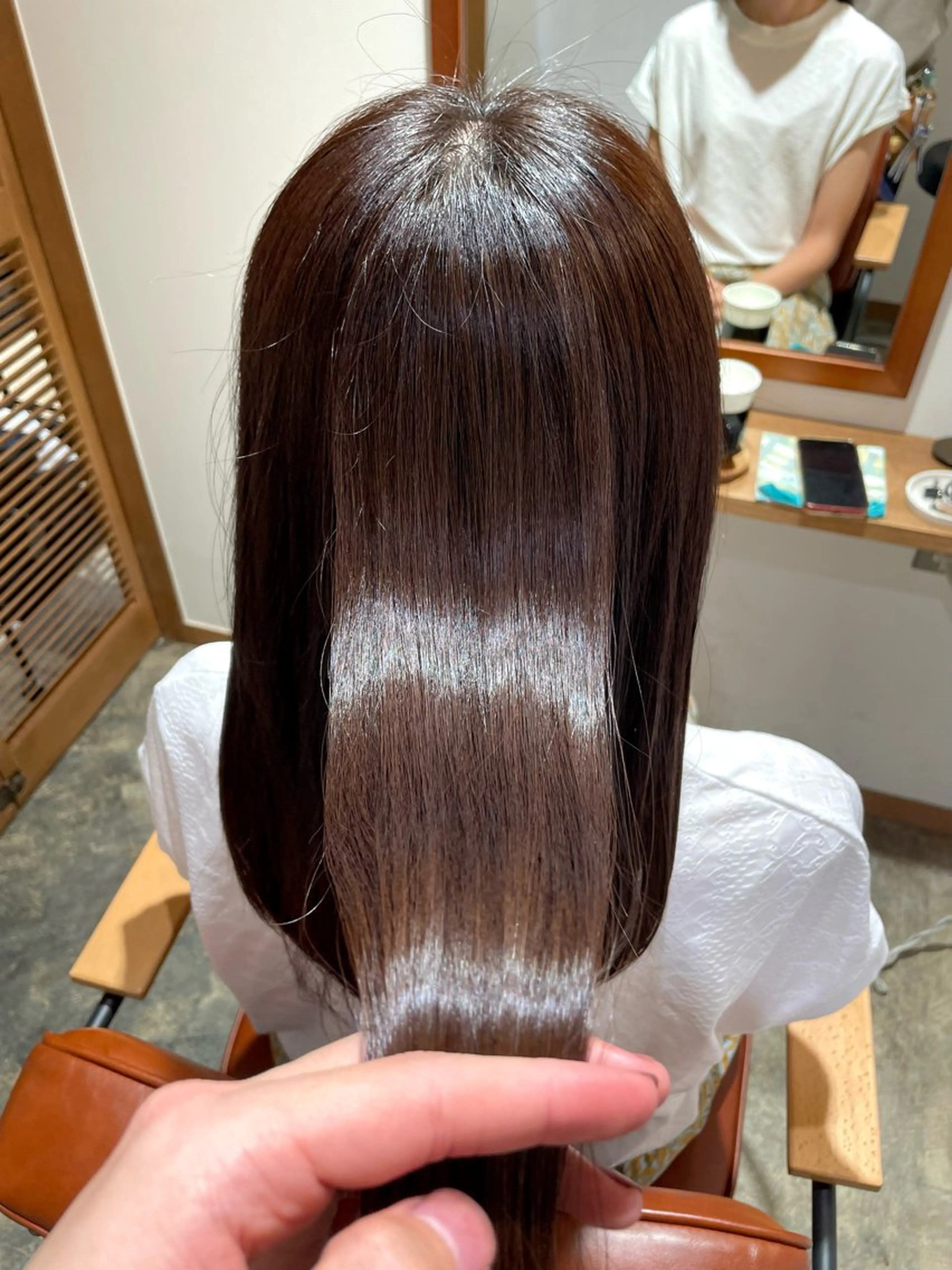 【髪質改善で艶髪へ💫】カット+髪質改善ストレートの写真