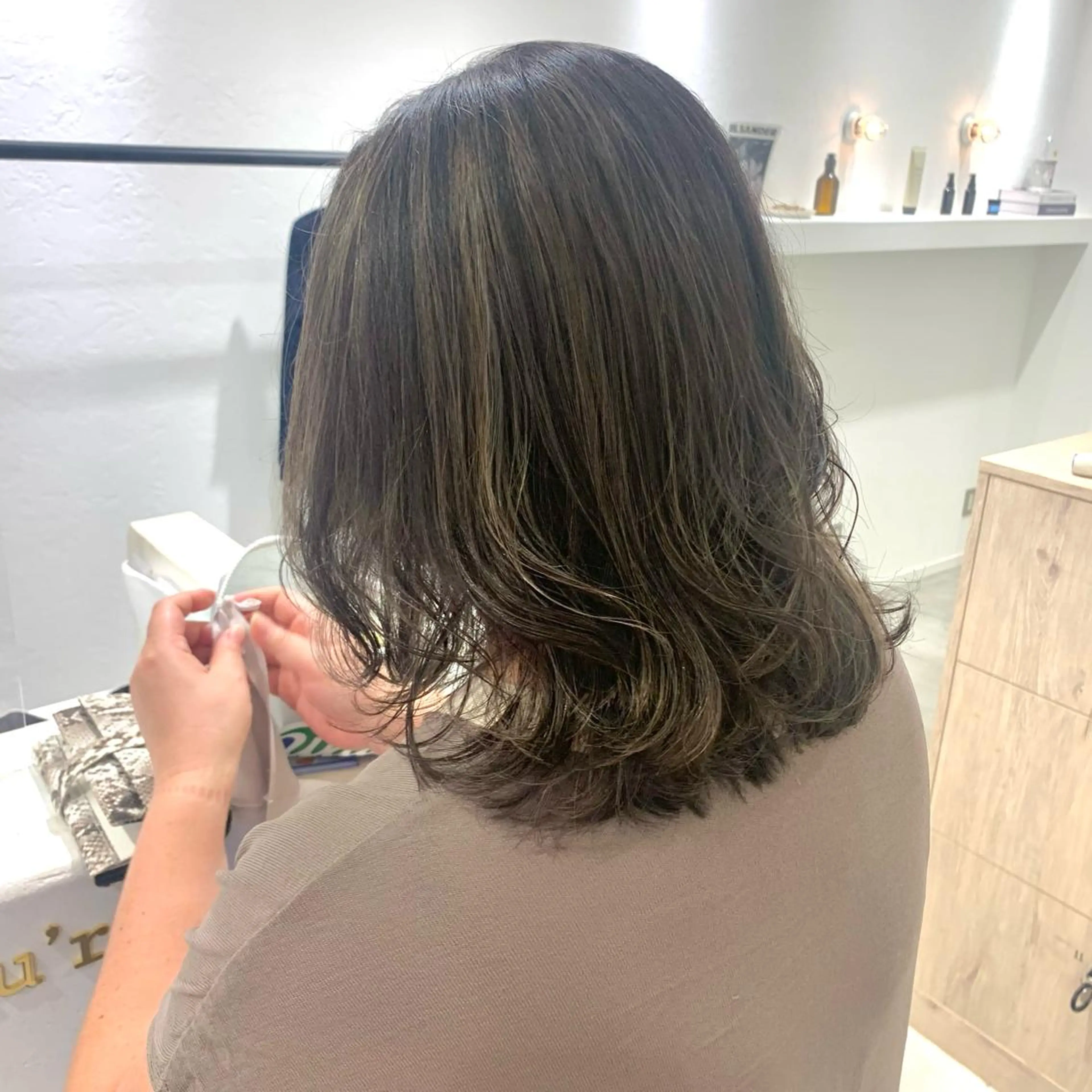 ミディアム カラー カット ヘアカラー ボブ/美髪矯正 /佐藤　奈巳のヘアスタイル