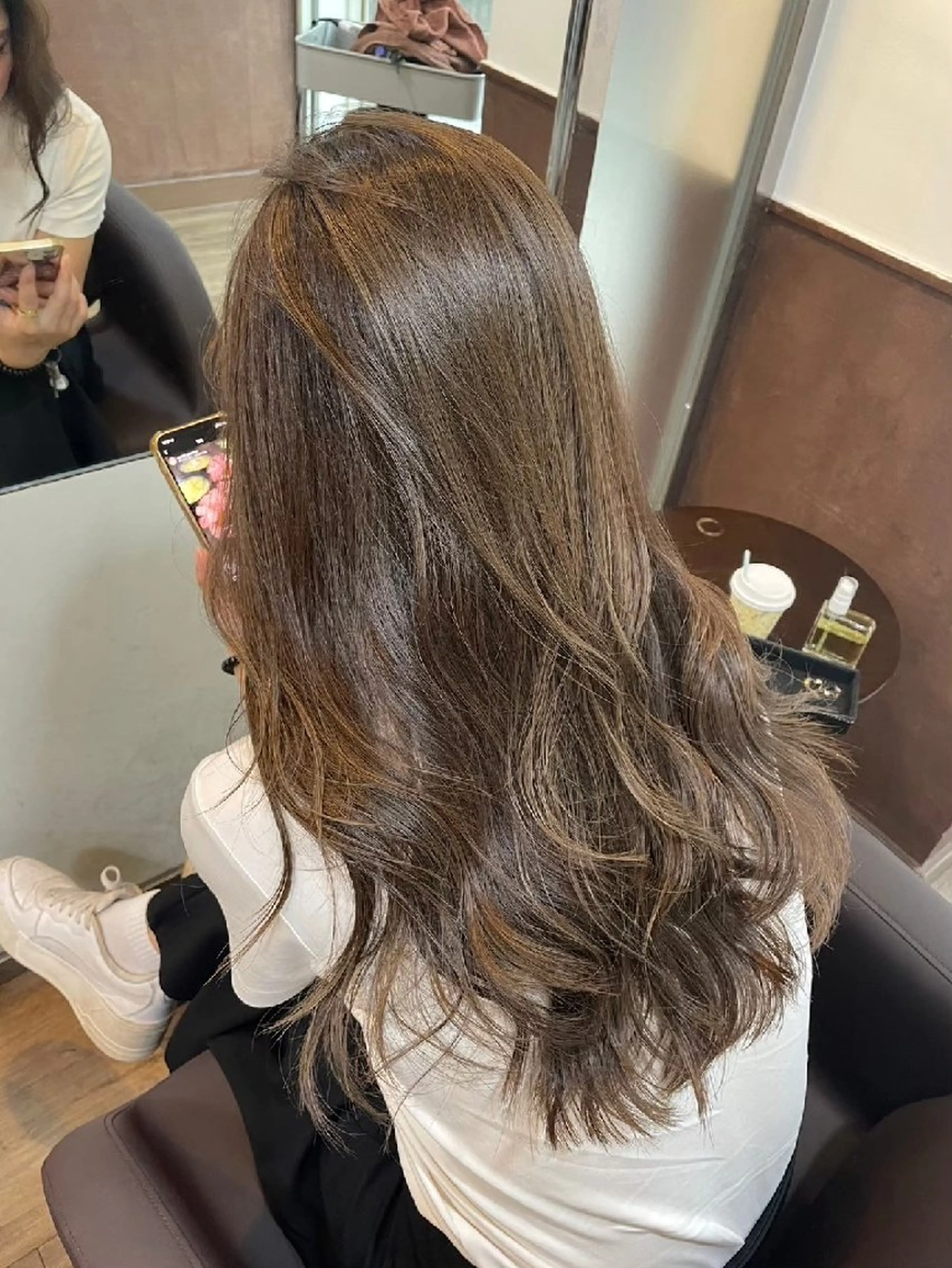 カラー 束感まつぱ🥑🤍 NATUKI🤍のマツエク・マツパデザイン