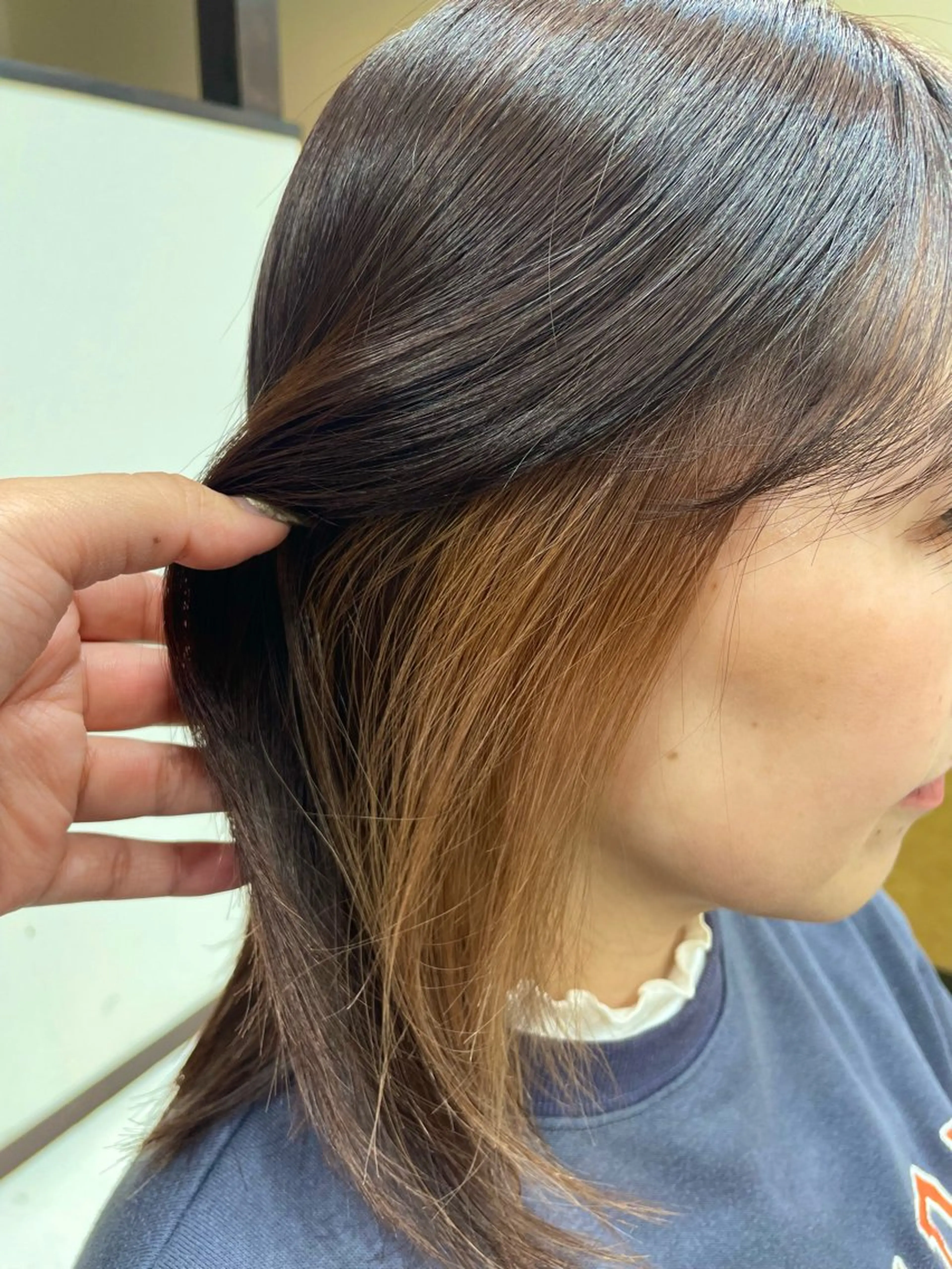 ミディアム カラー 大内 カオリのヘアスタイル