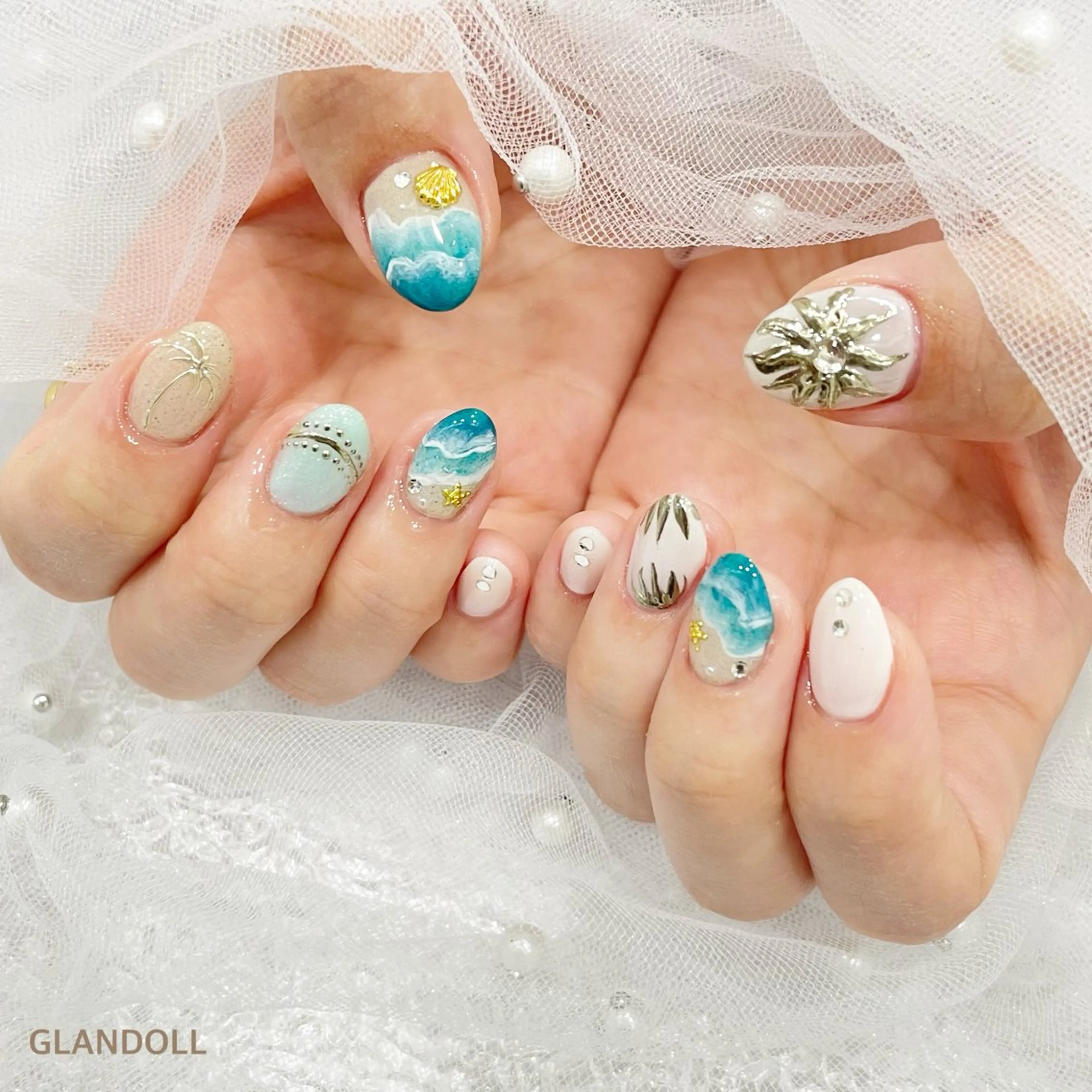 ネイル ハンドネイル GLANDOLL YURIのネイルデザイン