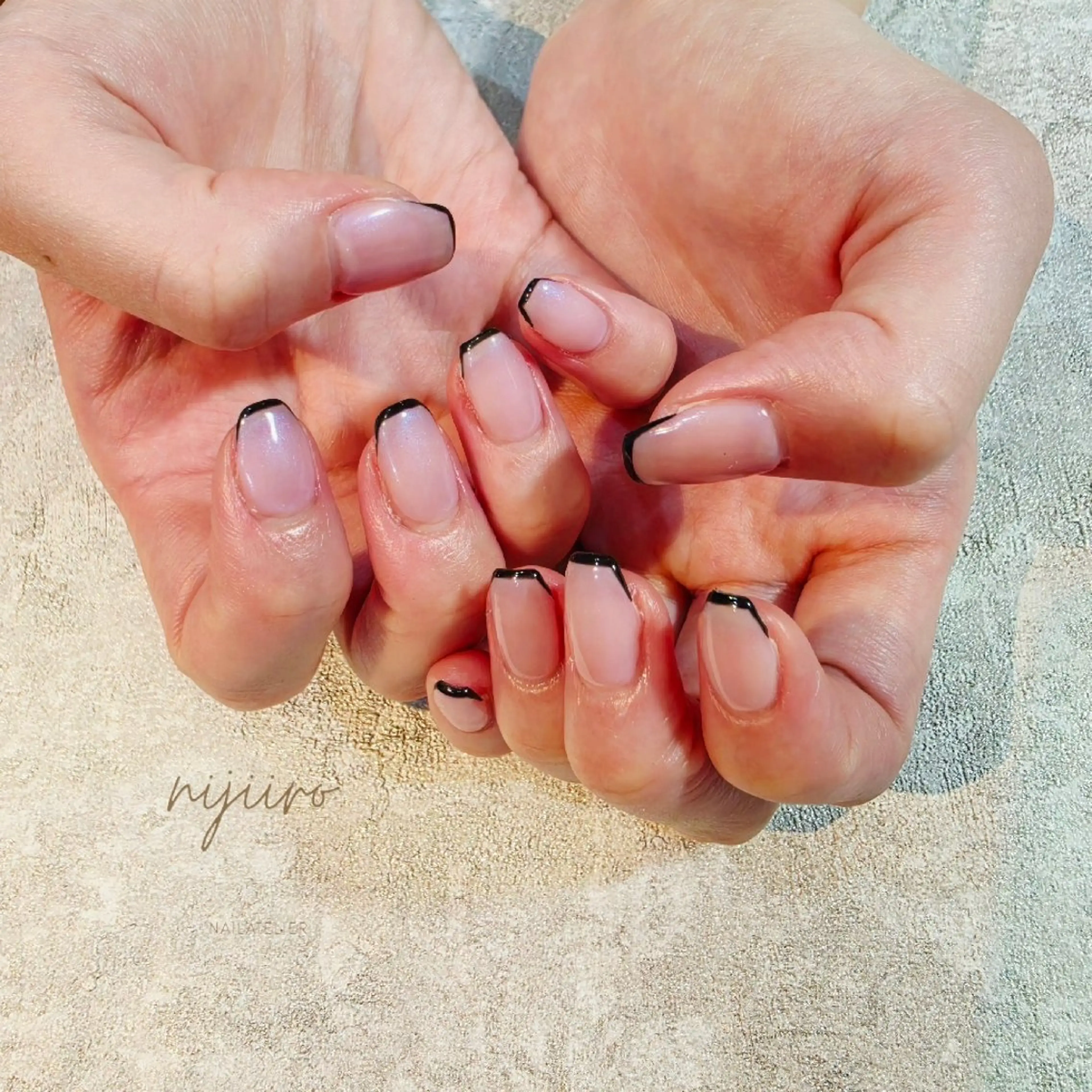 ネイル ハンドネイル nailatelier nijiiro.所属・nijiiro🌈 サトウのネイルデザイン