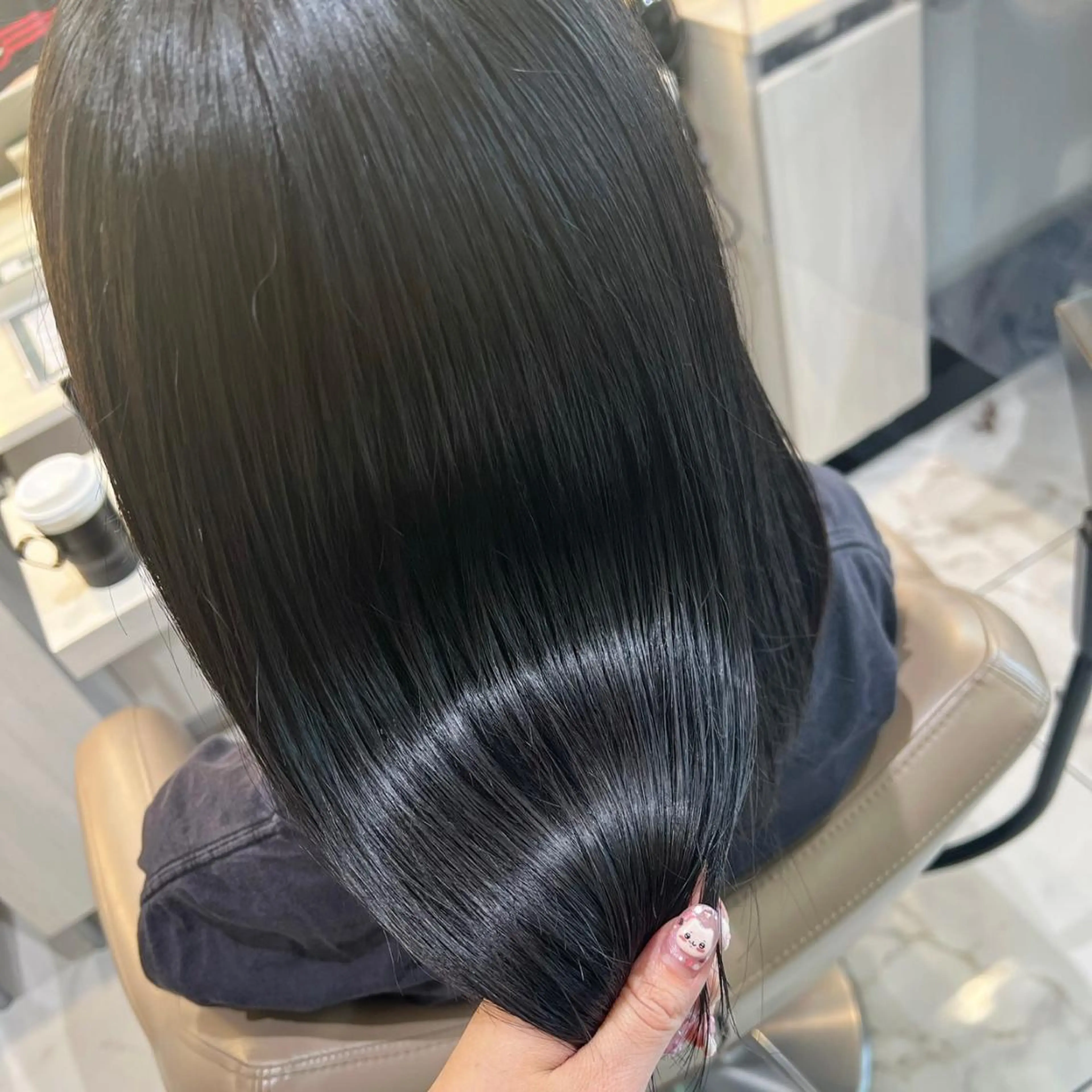 ミディアム 髪質改善 トリートメント カット トリートメント 三箇島 陽香のヘアスタイル