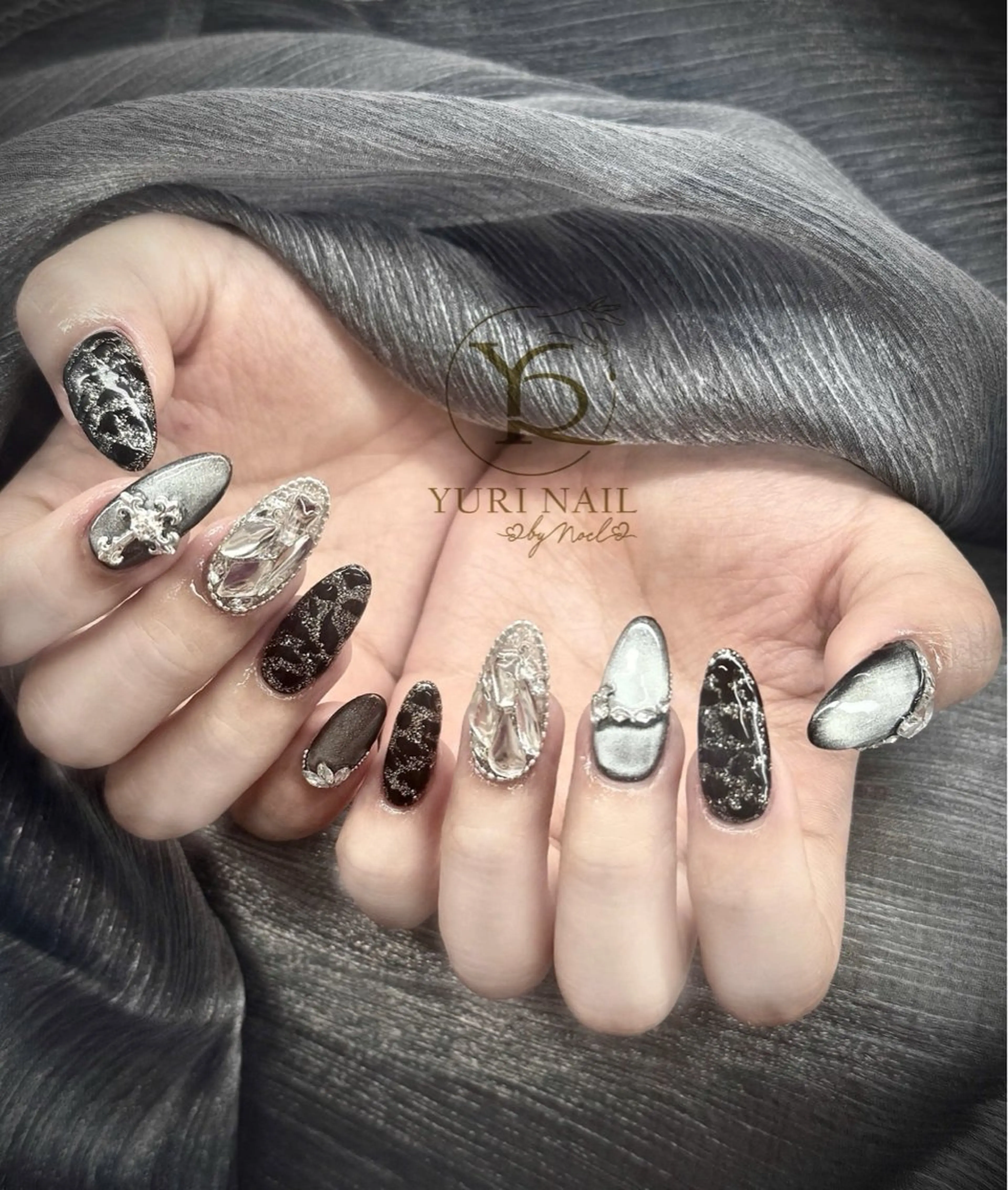 ネイル チークネイル フットネイル フレンチネイル グラデーション キラキラネイル YURI Nail Narita所属・YURI Nail NARITAのネイルデザイン