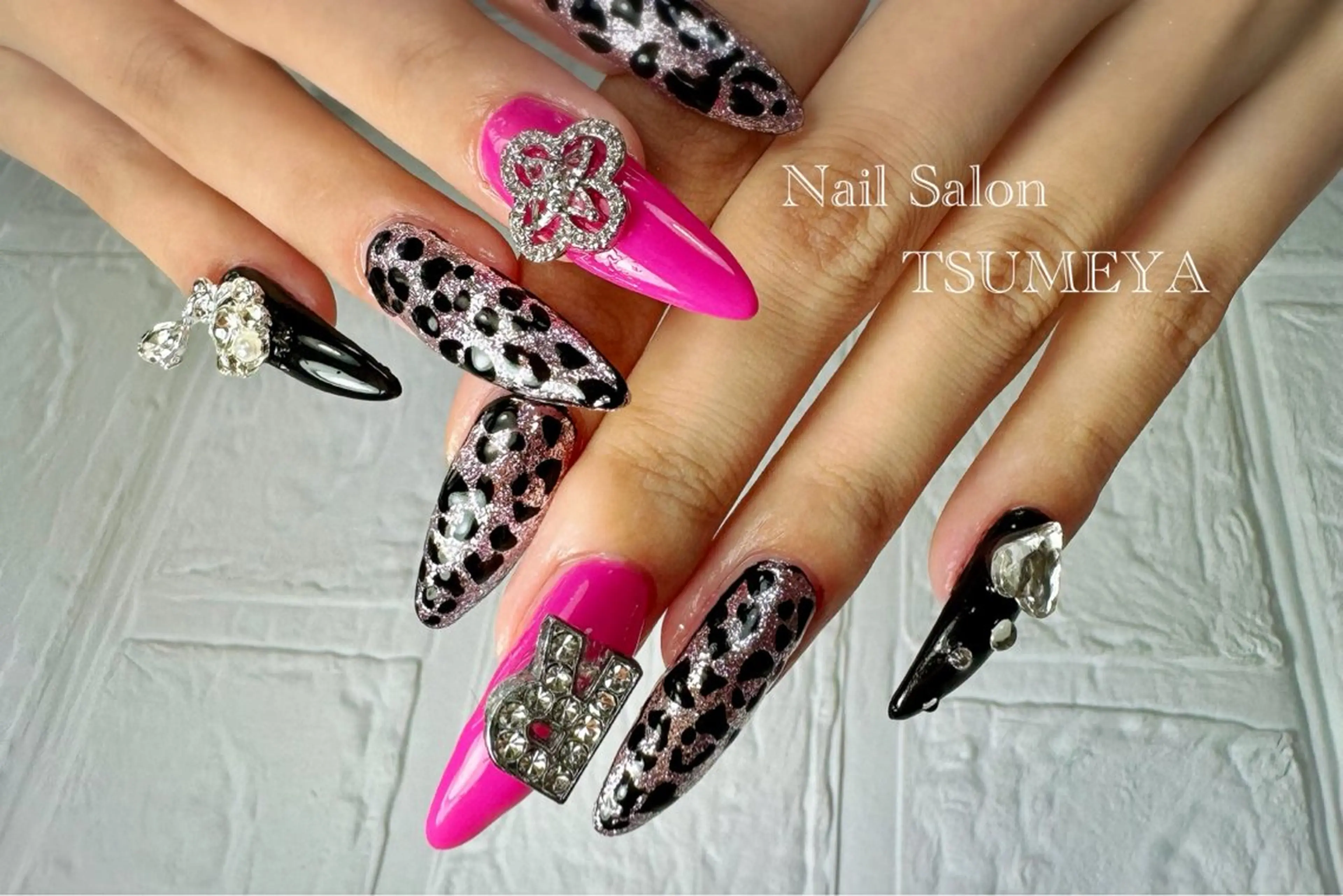 ロング TSUMEYA KONのネイルデザイン