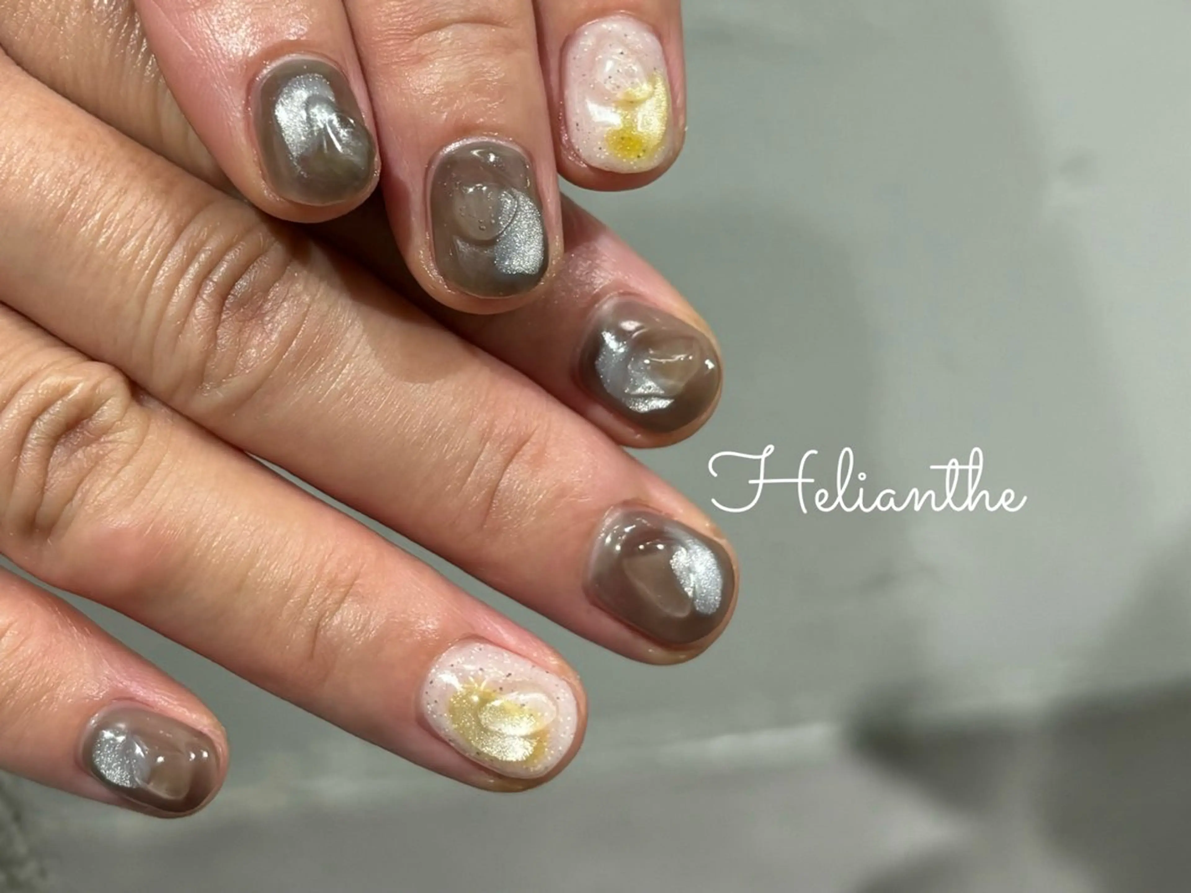 ネイル Helianthe所属・NAILARTIST MIKAのネイルデザイン