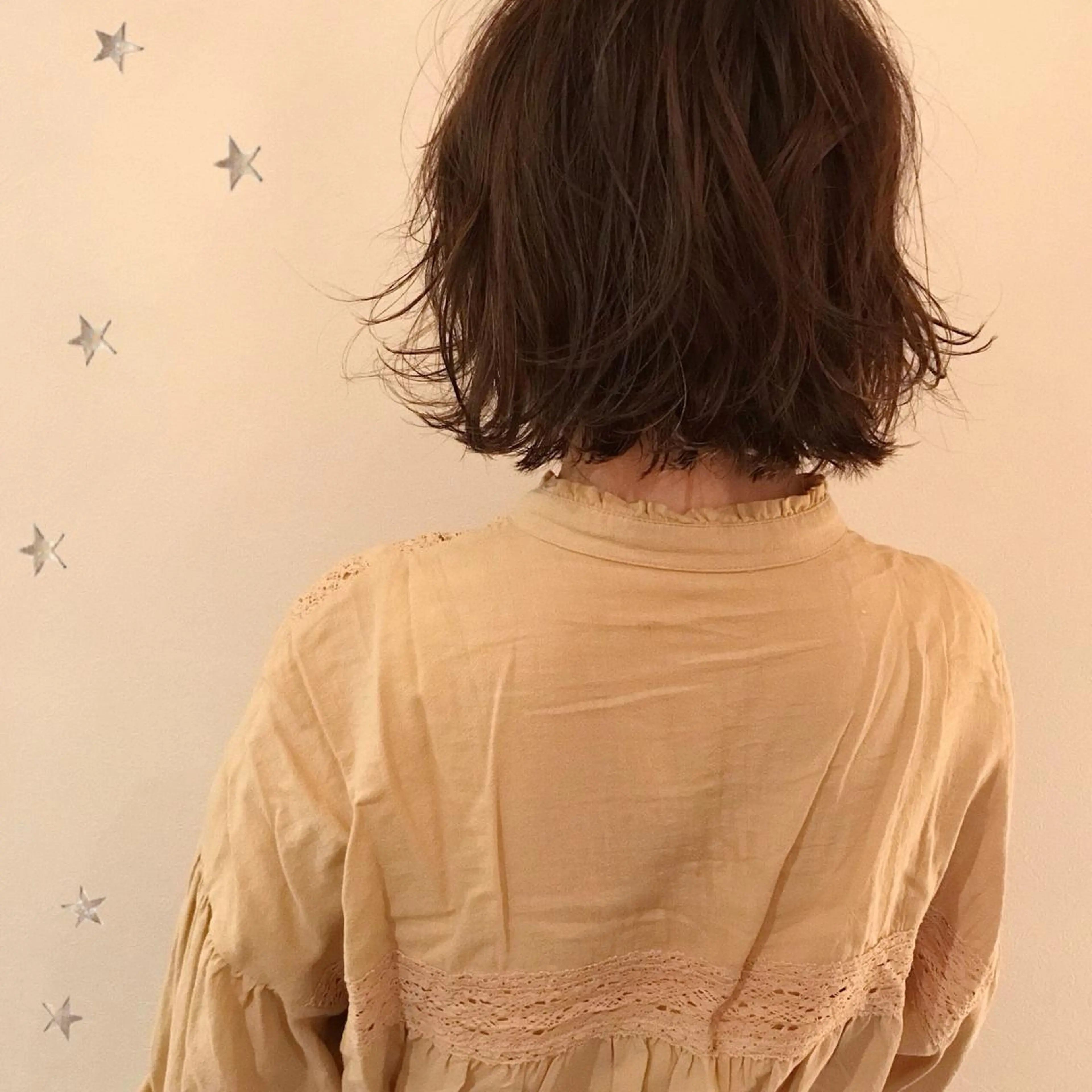 ミディアム カラー ブラウンカラー ハイライトカラー マロンブラウン ハイライト salon AKIRA所属・市川 千夏のヘアスタイル