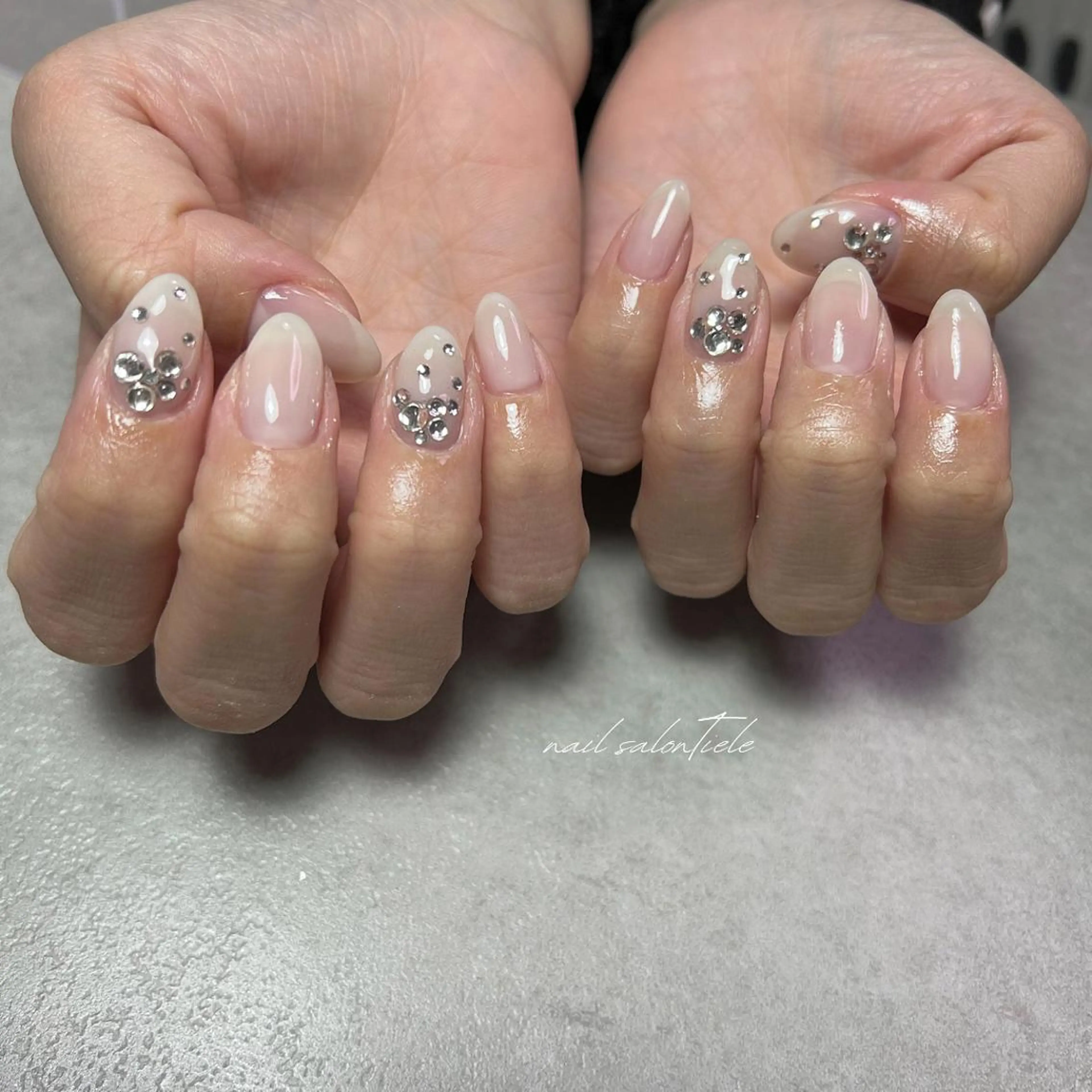 ネイル tiele nailのネイルデザイン