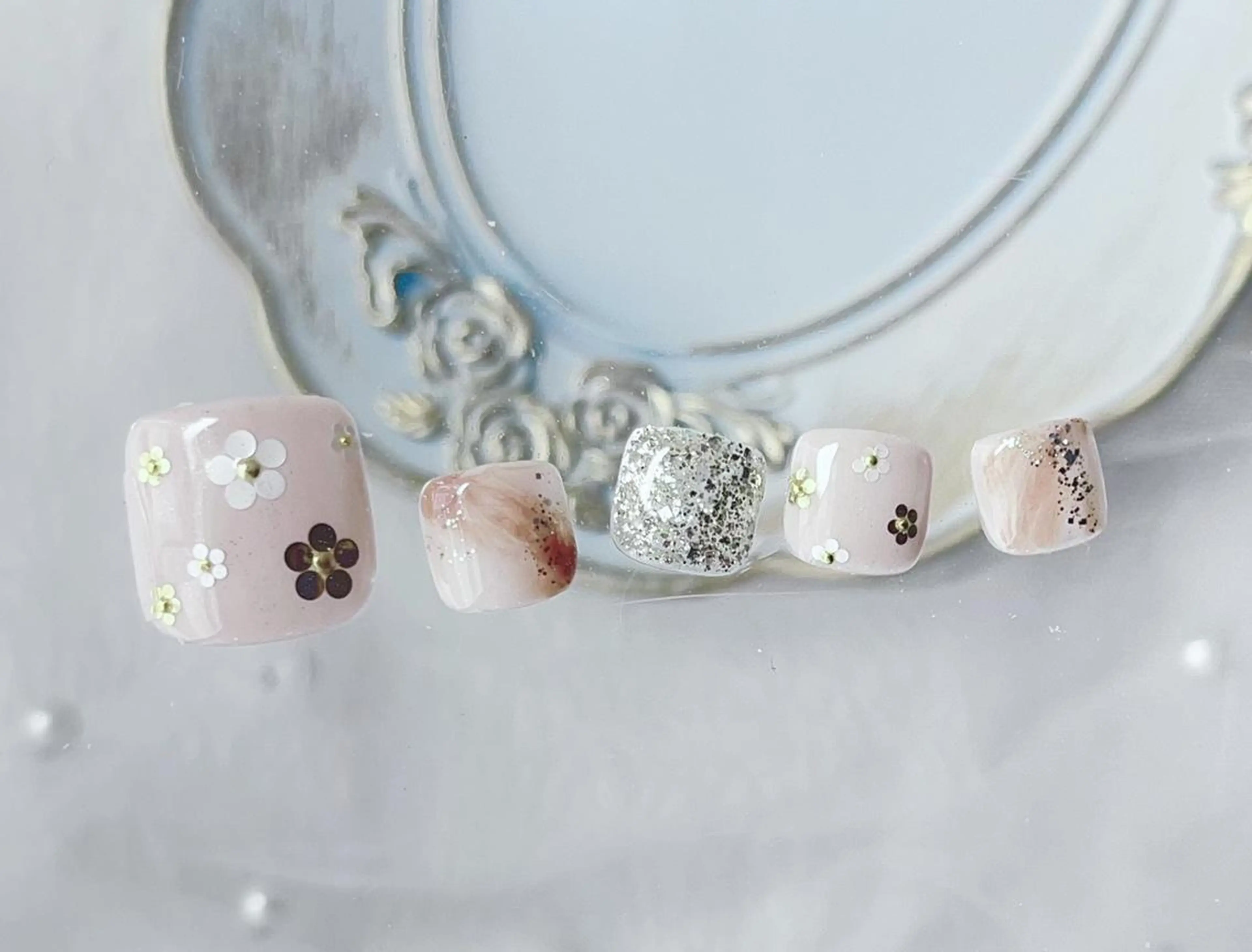 ネイル フットネイル Laule’a 昭島店のネイルデザイン