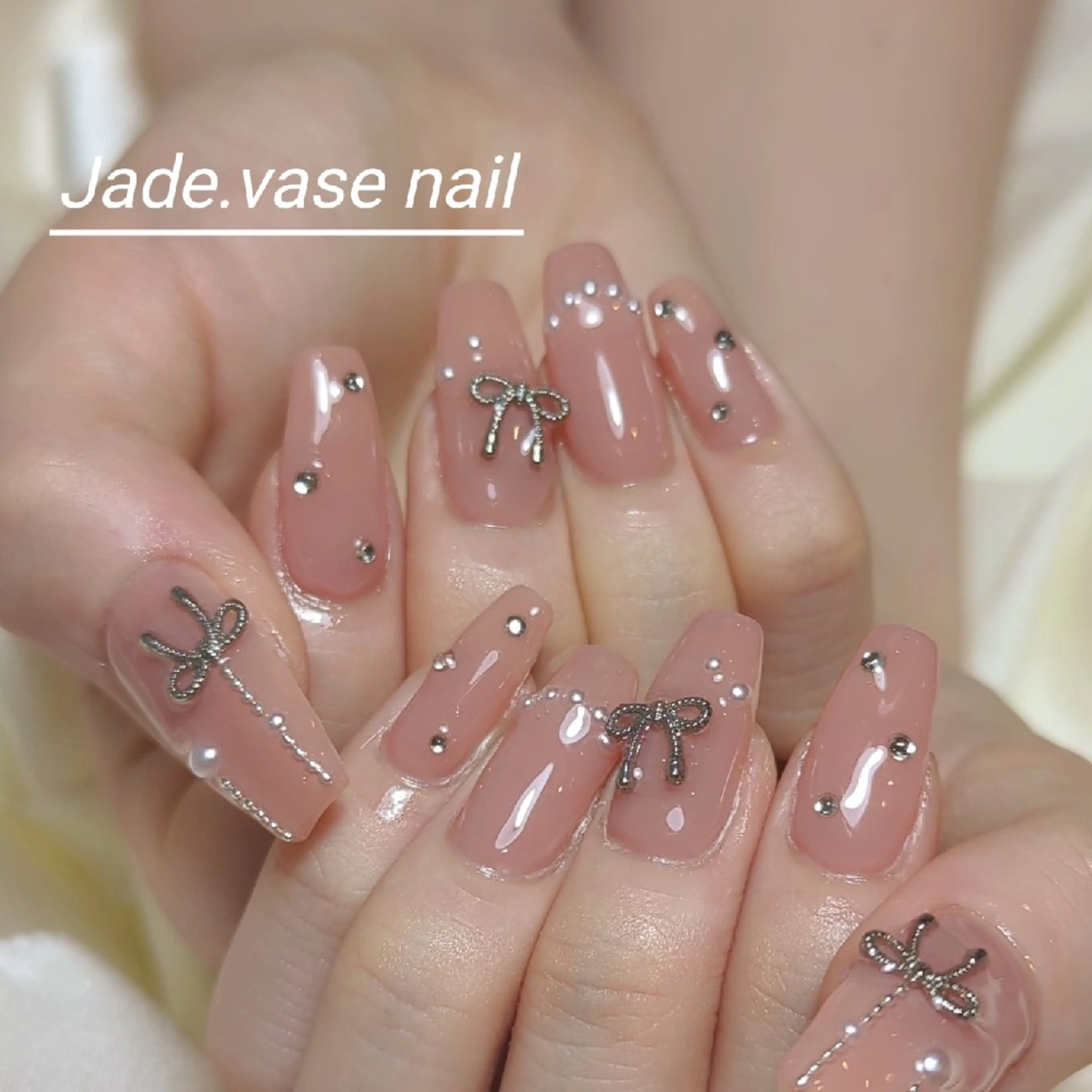 ネイル も りのネイルデザイン