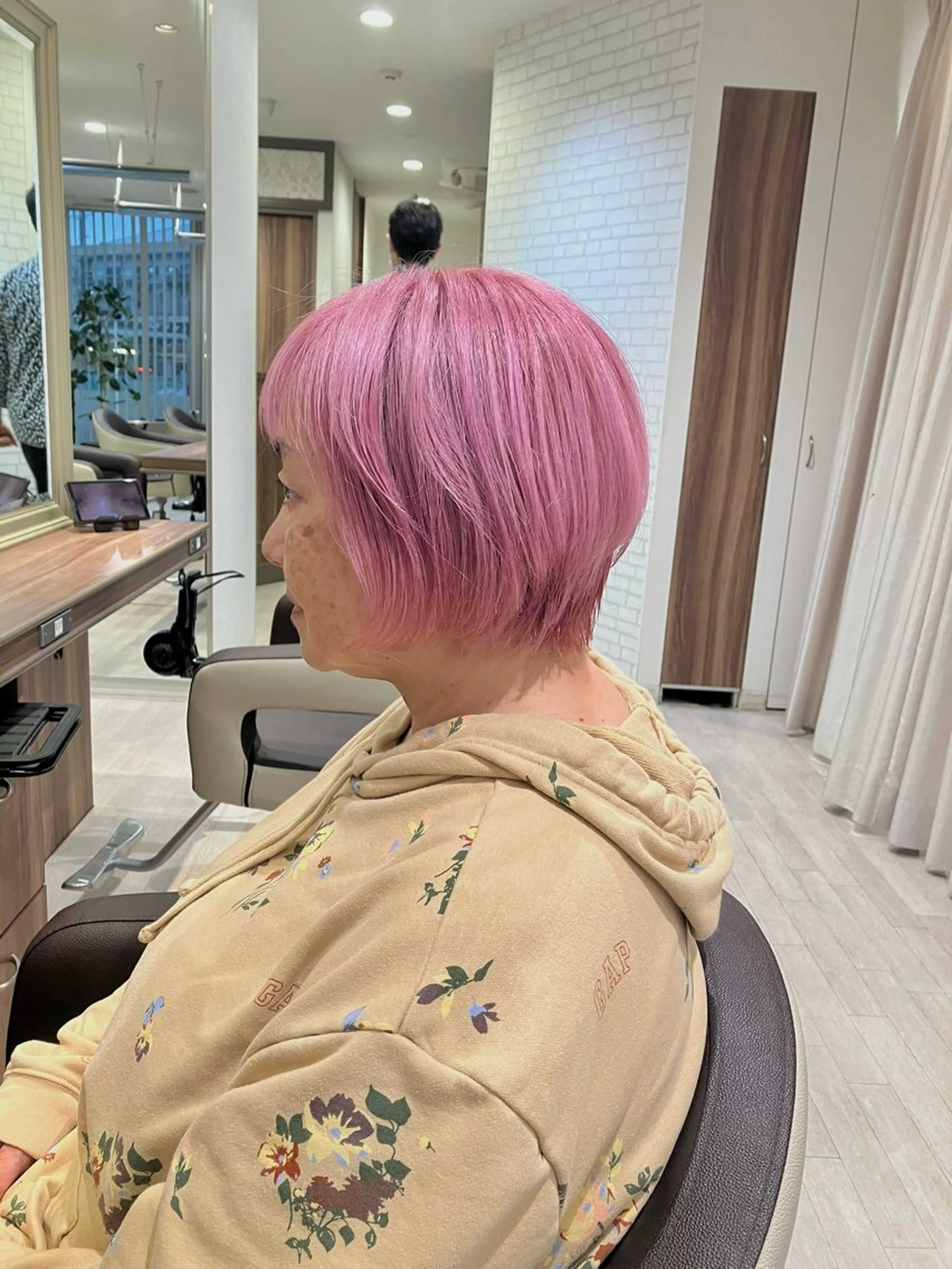 ショート カラー ヘアカラー Re:st所属・Miyavi/カラー ショートボブのヘアスタイル