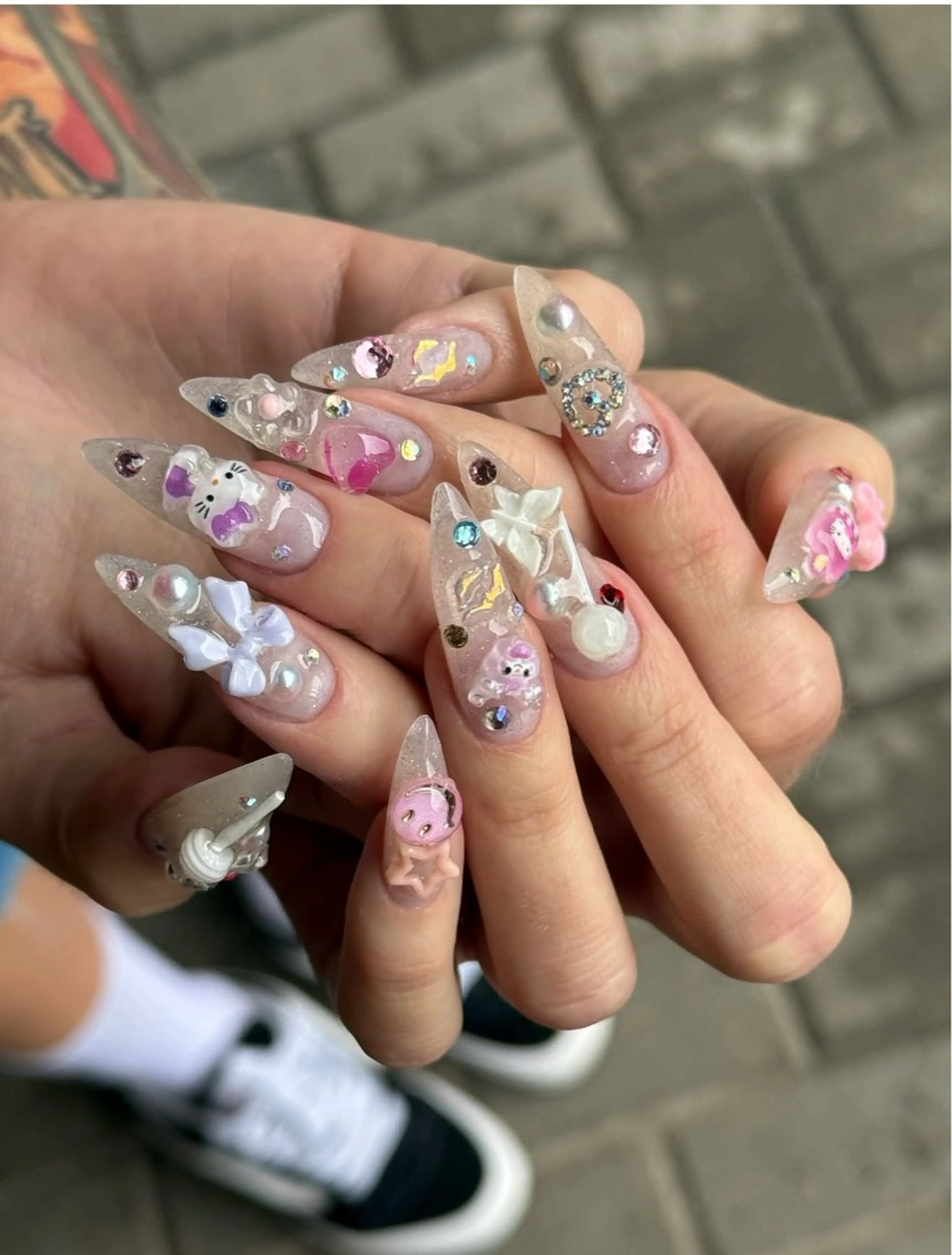 ネイル アニマル柄 オーロラネイル チークネイル フラッシュネイル ジェルネイル ハンドネイル Lyna 池袋のネイルデザイン